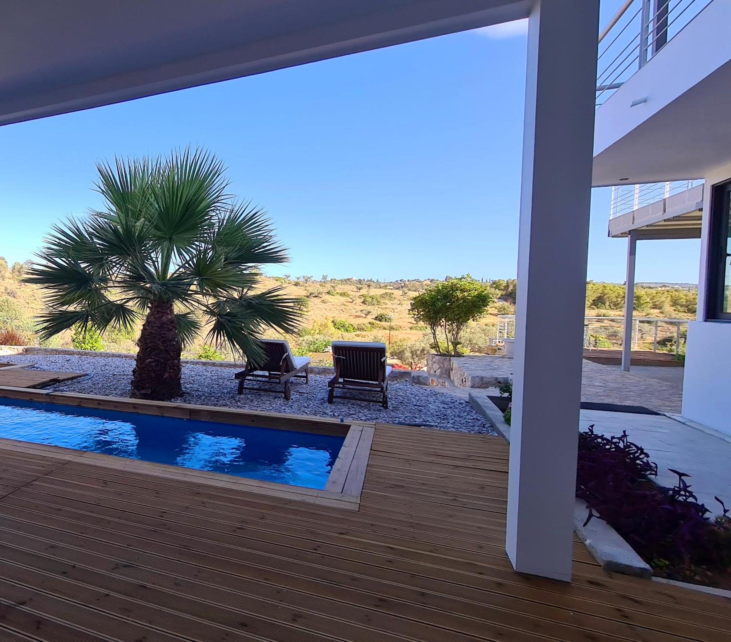 Villa with Private Pool photo 3