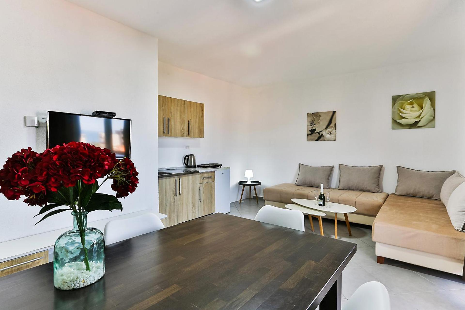 Apartment with Sea View