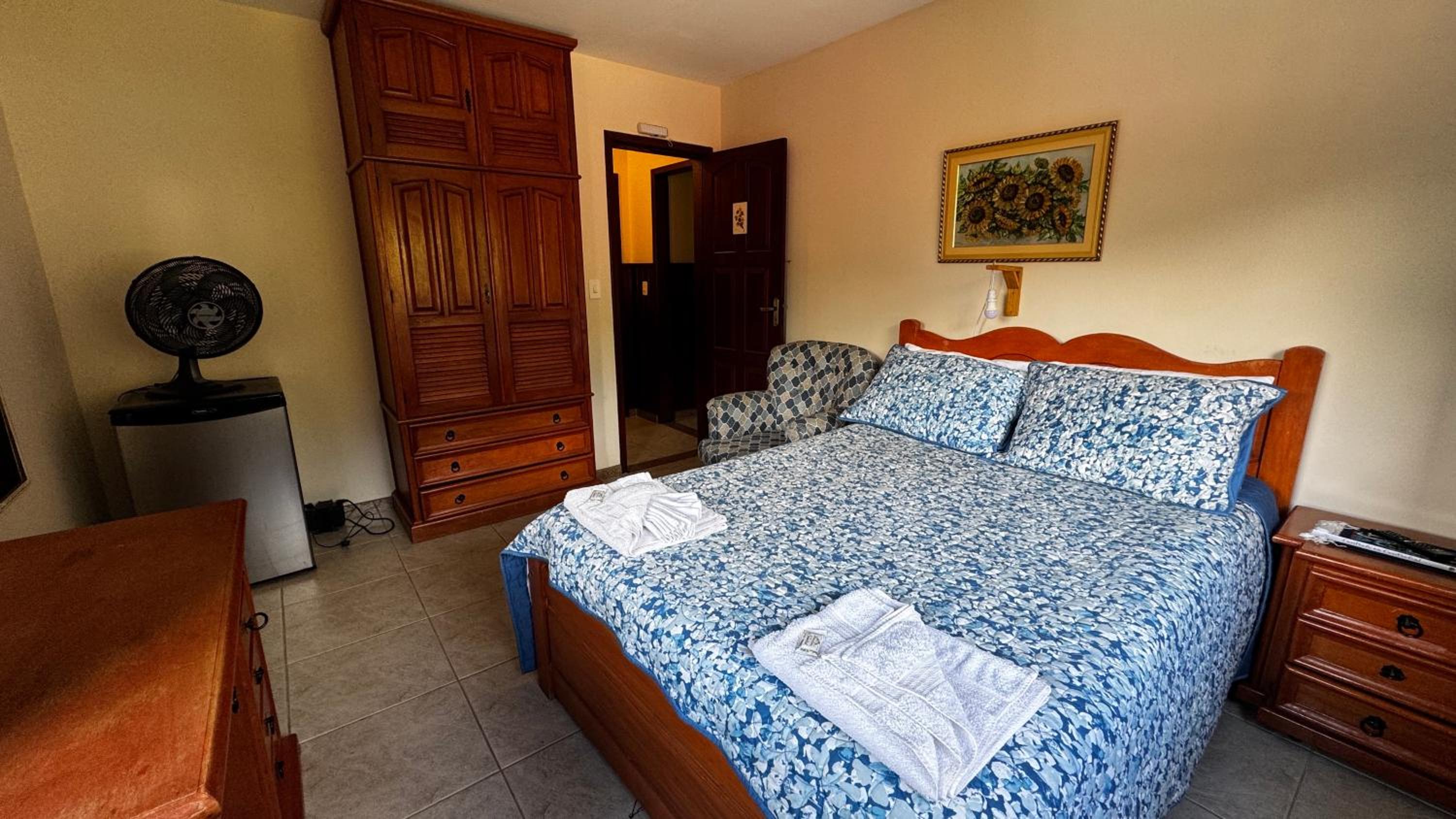 Budget Double Room photo 2