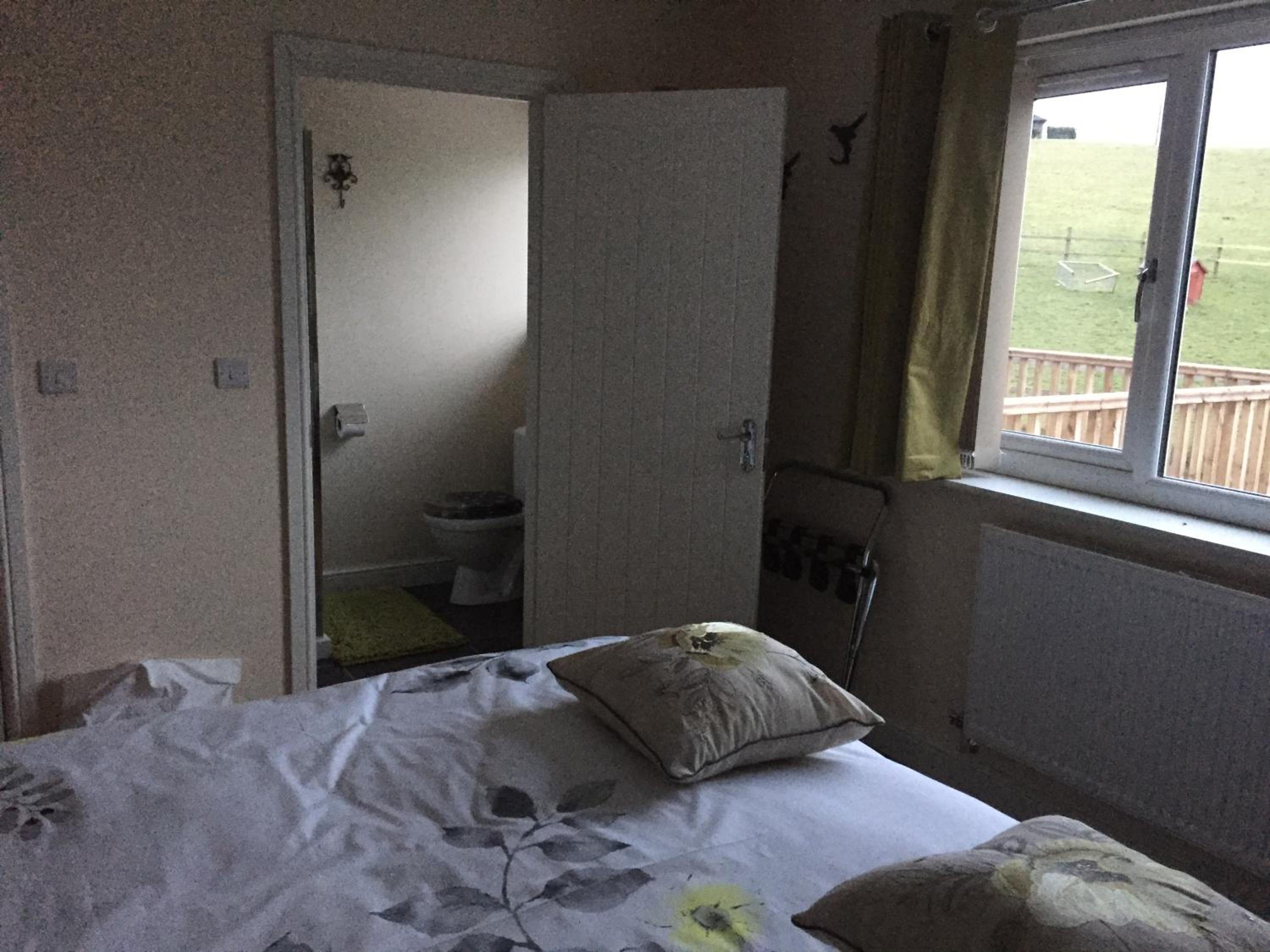 Twin Room with Mountain View
