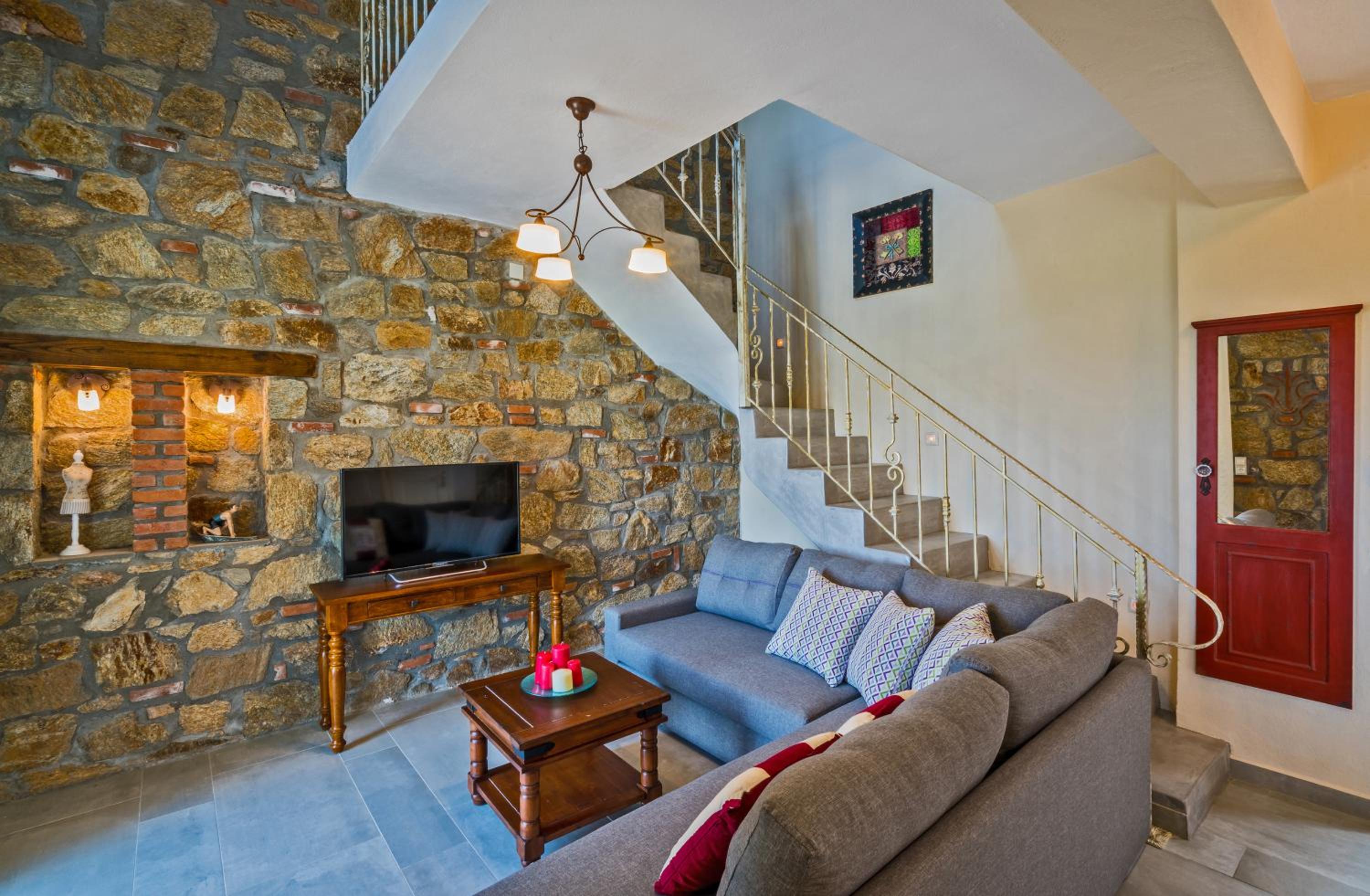 Maisonette Almyra photo 2