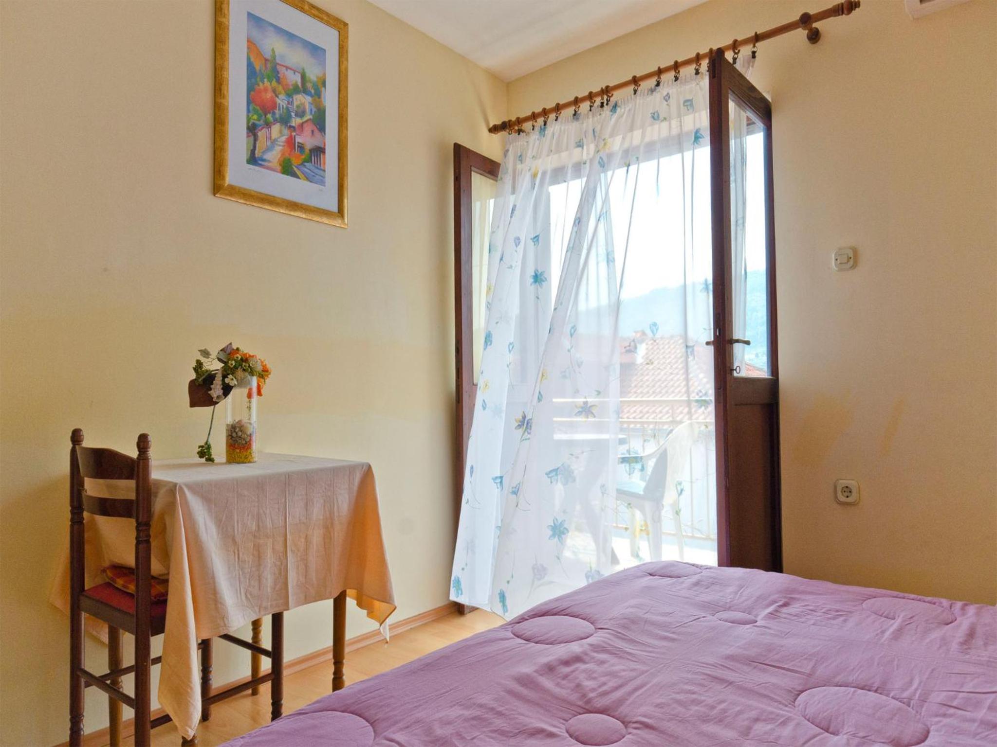 One-Bedroom Apartment with Balcony