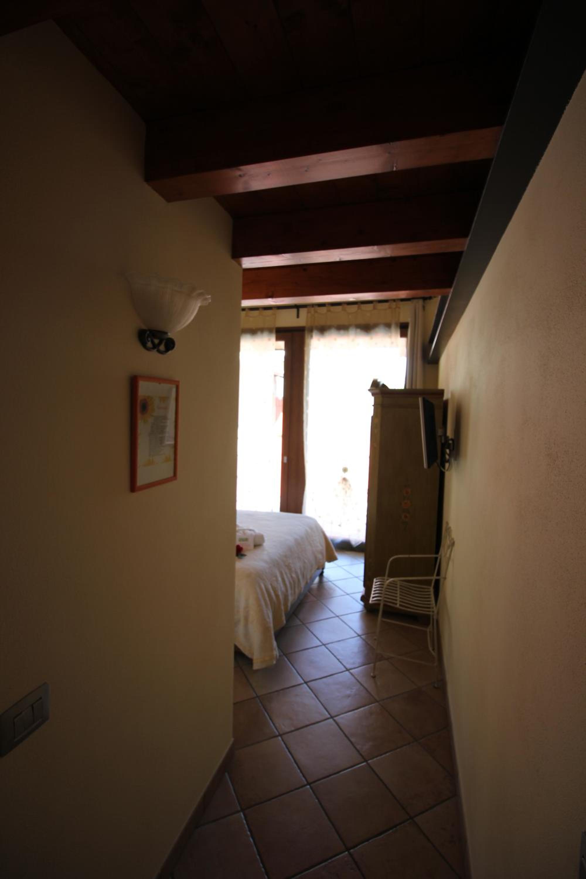 Economy Double Room photo 1