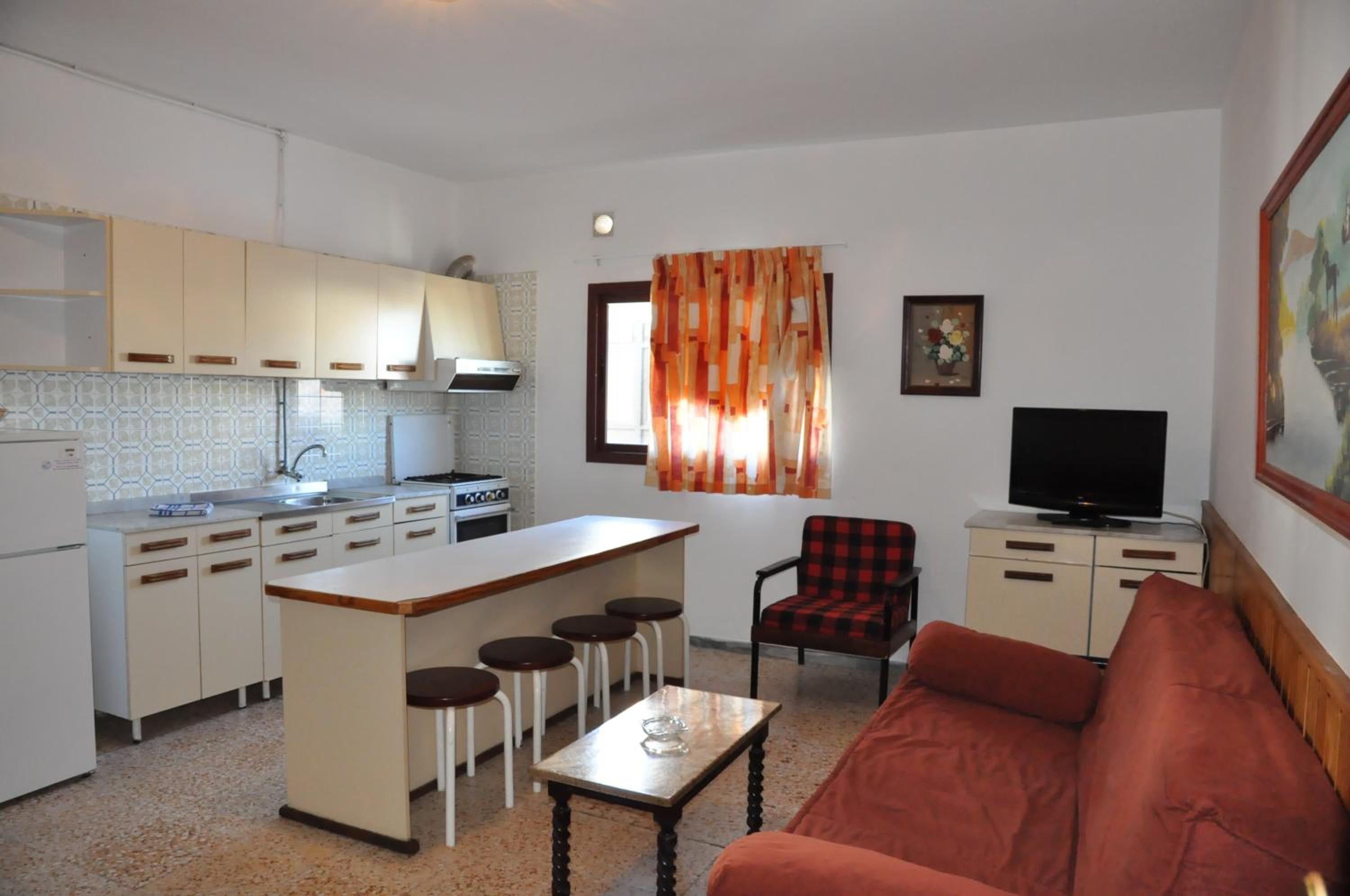 One-Bedroom Apartment (2 Adults) photo 2