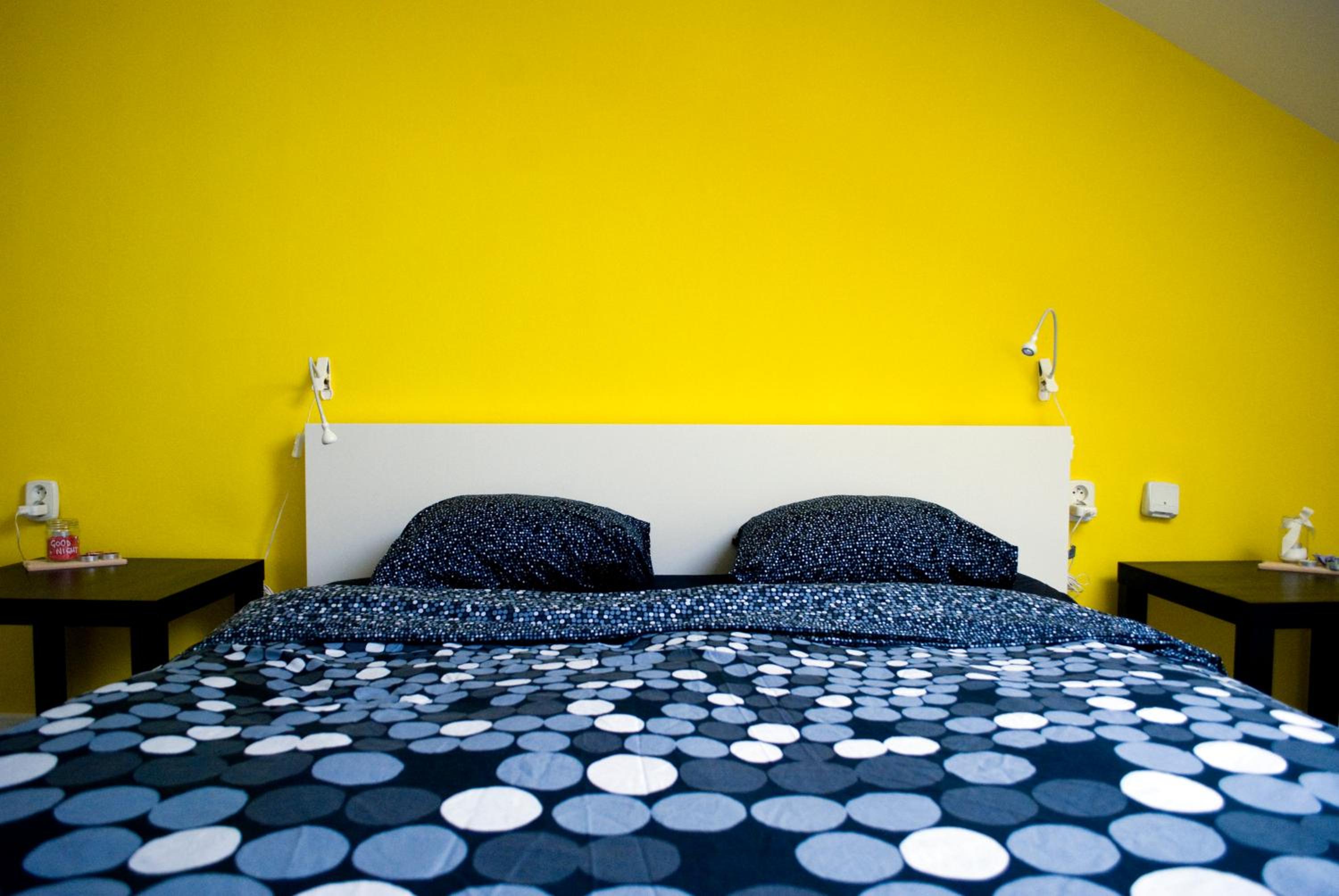 Double Room with Shared Bathroom photo 3