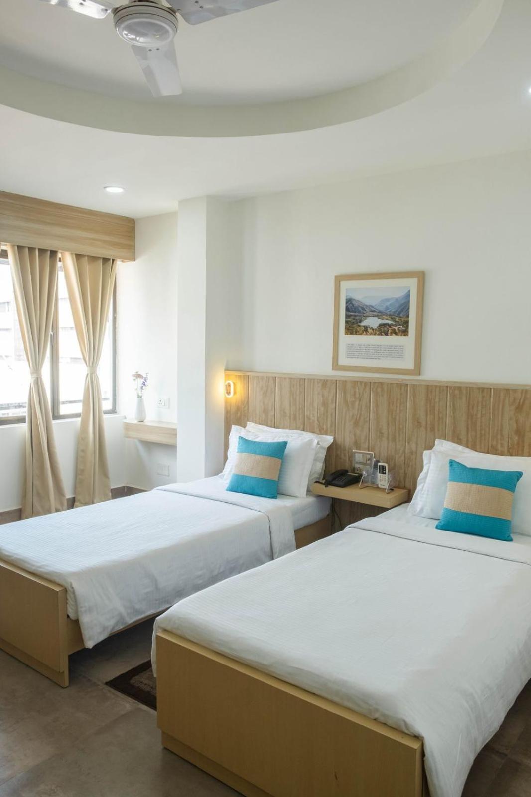 Deluxe Double Room - Photo 1