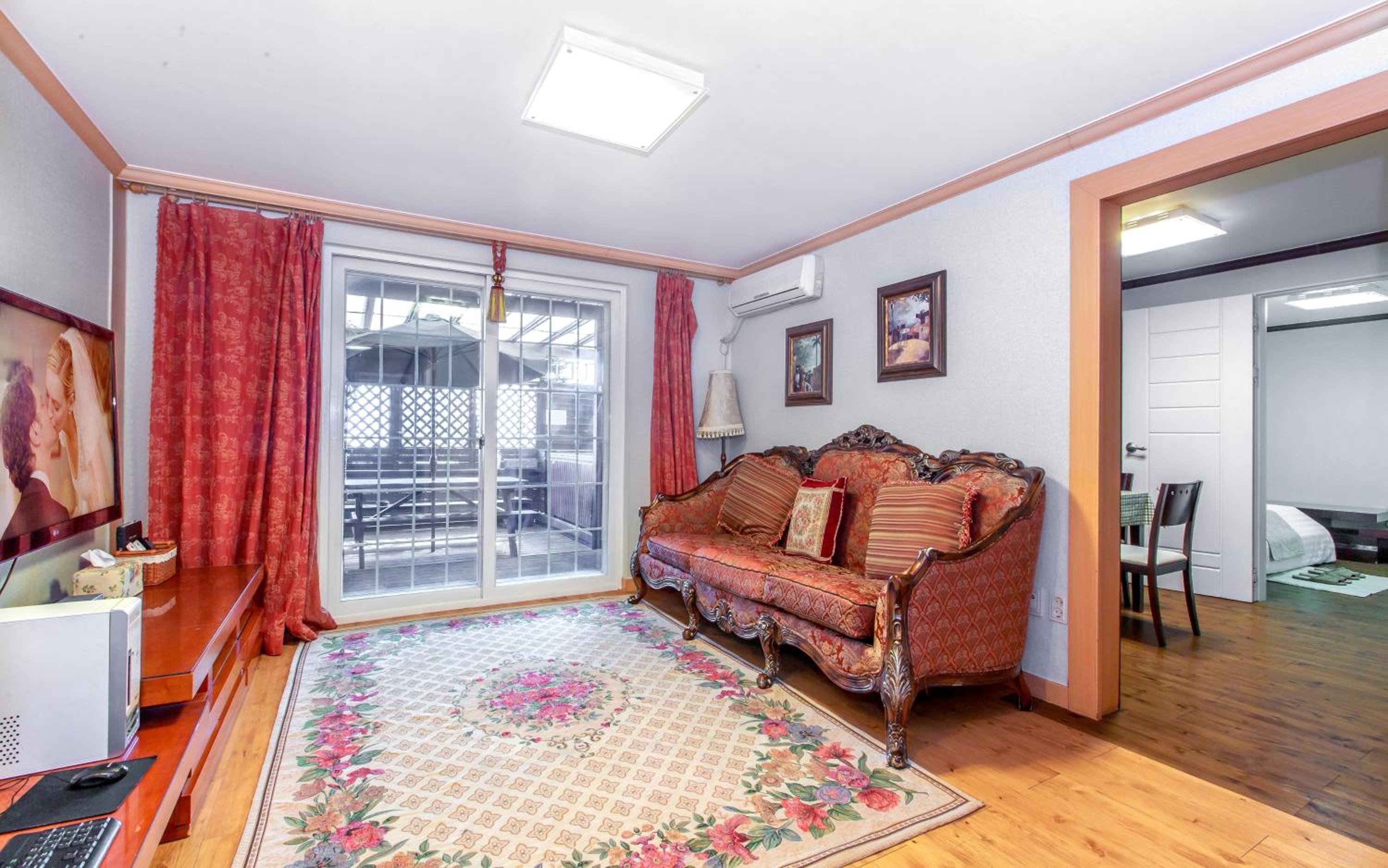 Two-Bedroom Suite photo 1