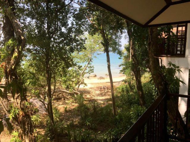 Bungalow - Beach Front - Photo 3