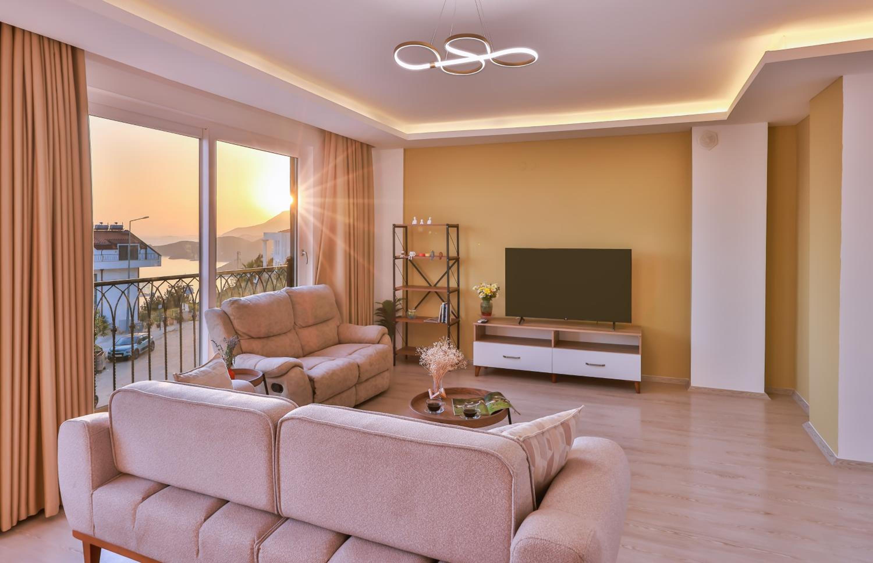 Two-Bedroom Apartment with Balcony and Sea View photo 1