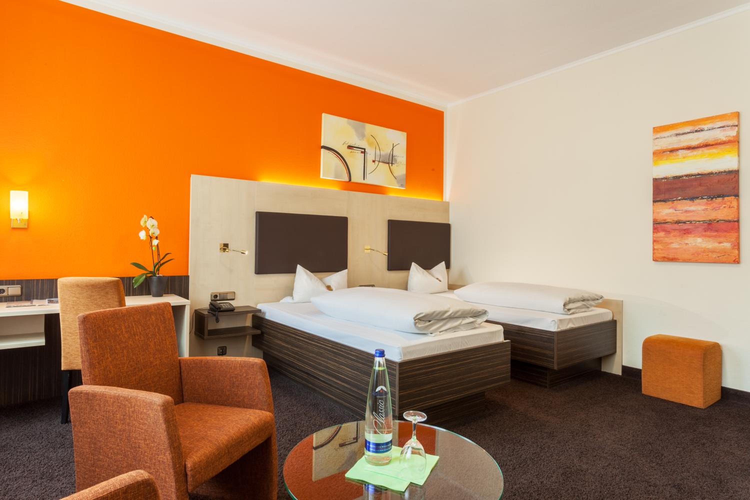 Deluxe Double Room - Photo 10