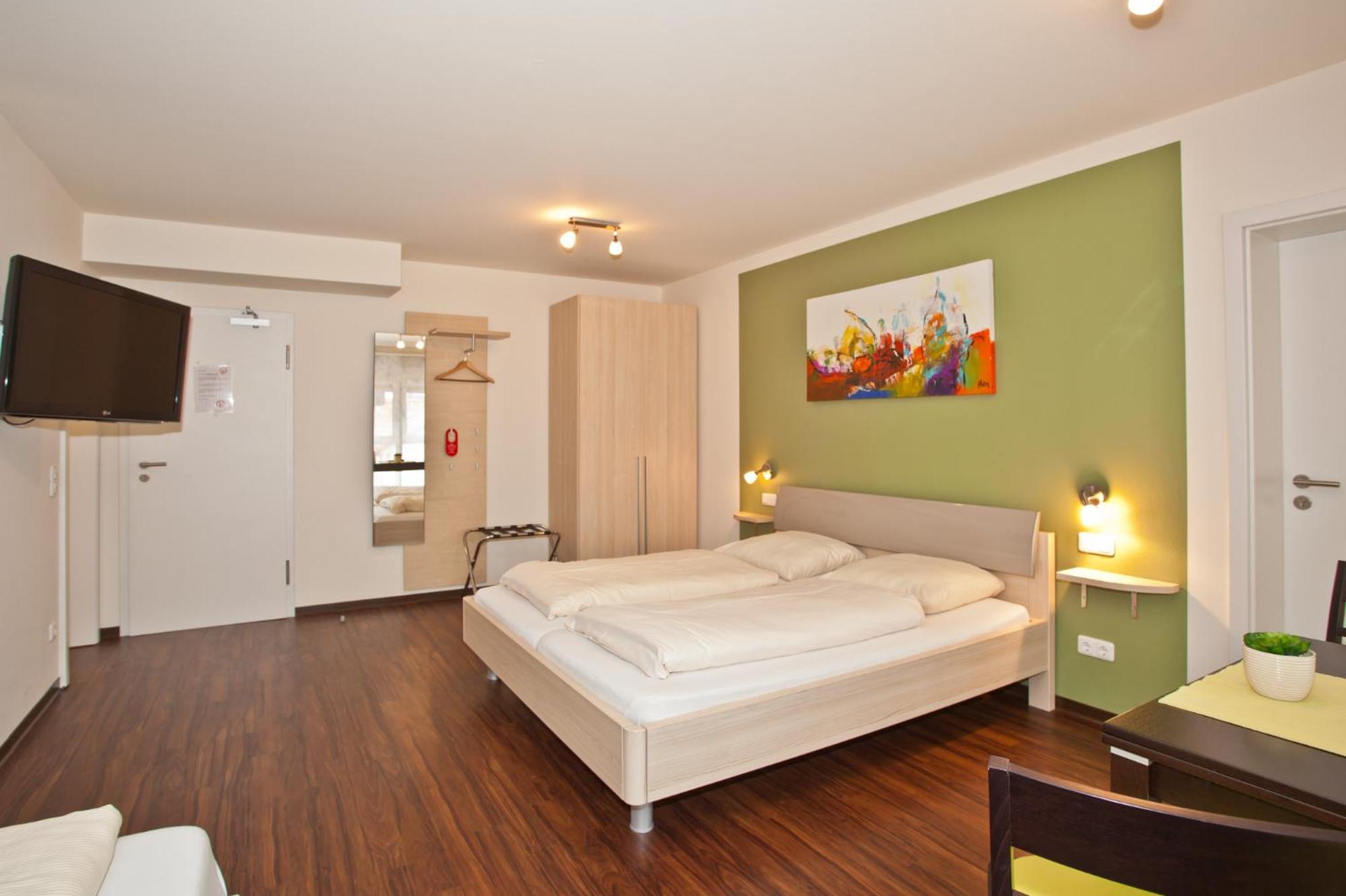 Business Double Room - Photo 6