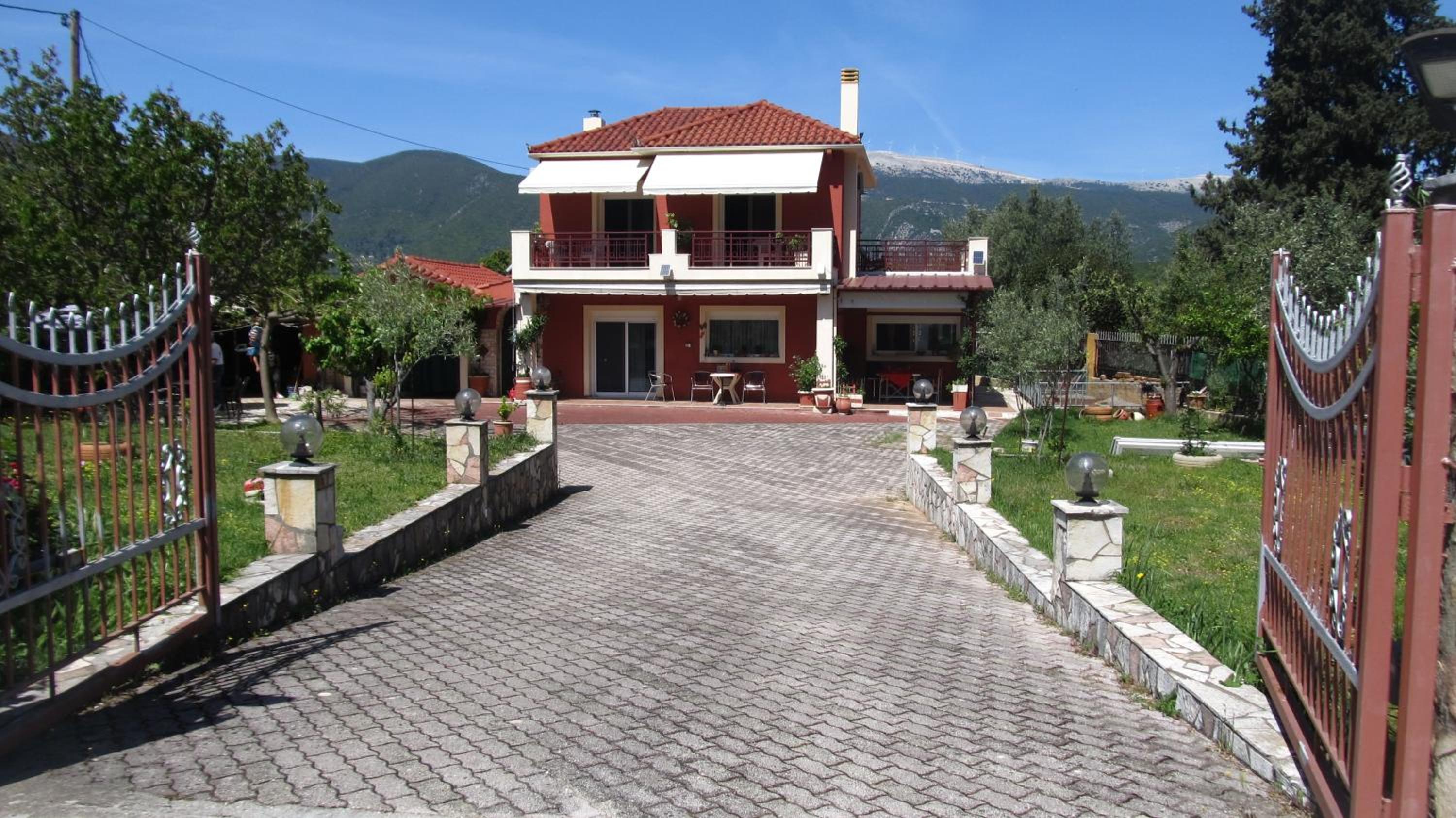 Double Room with Mountain View
