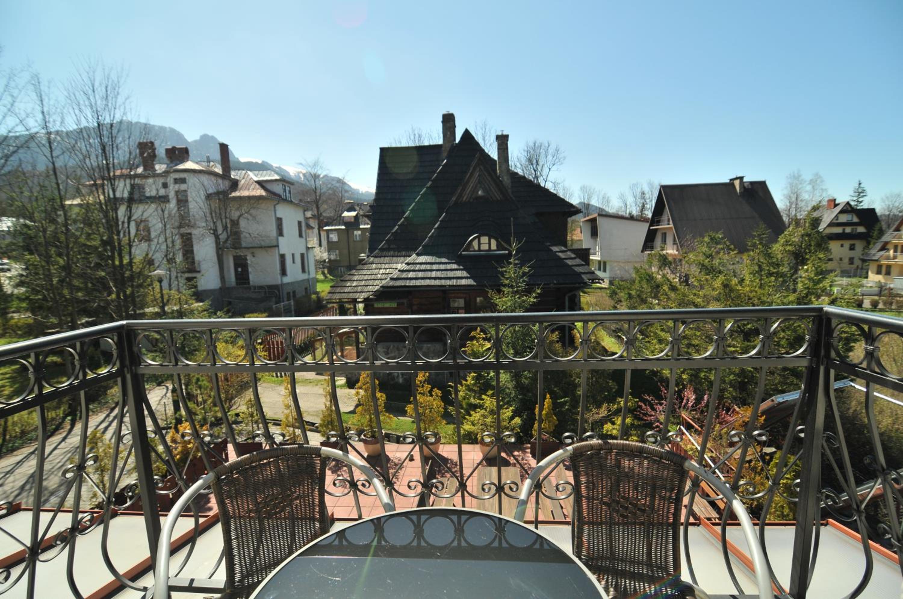 Small Double Room with Balcony photo 3