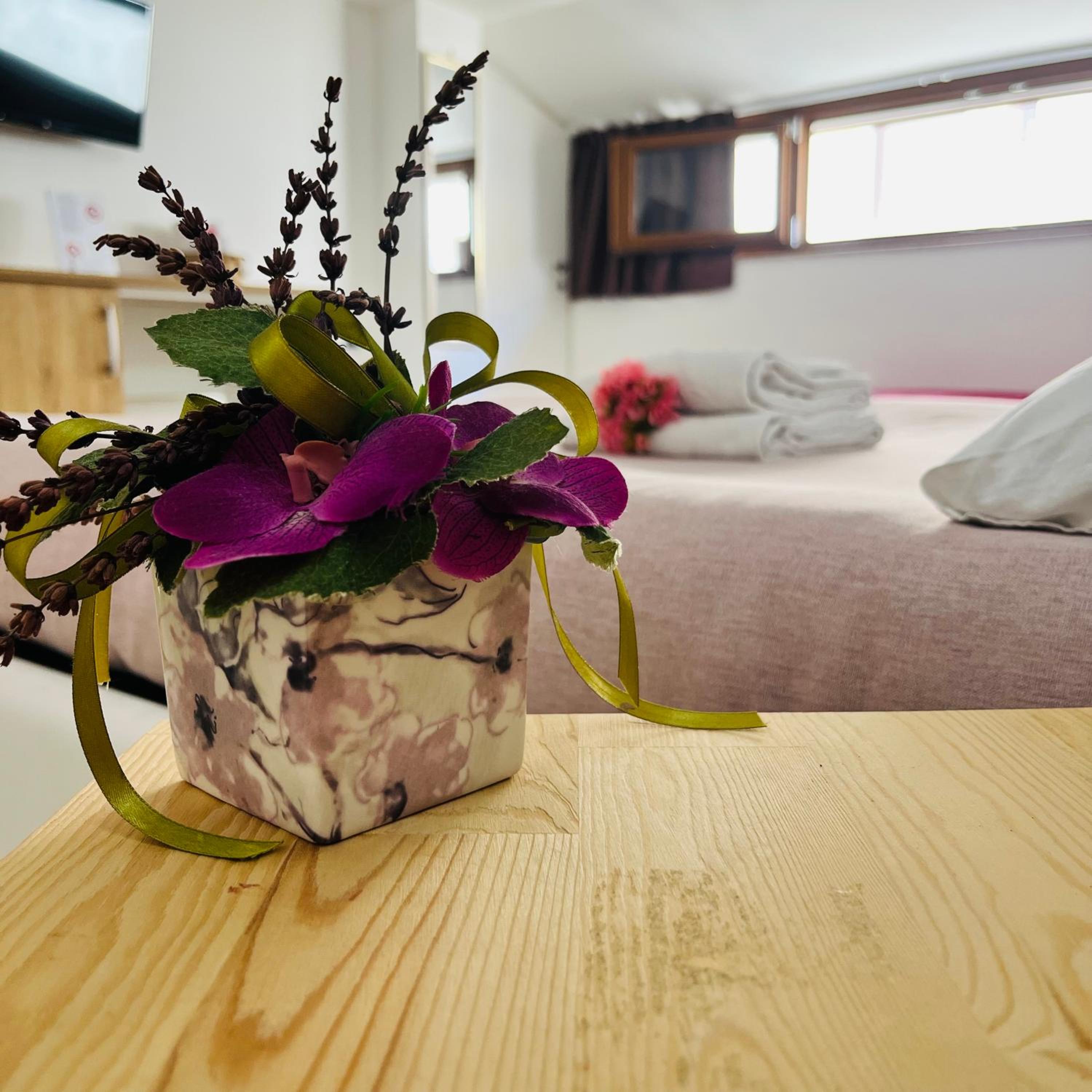 Large Double Room photo 3