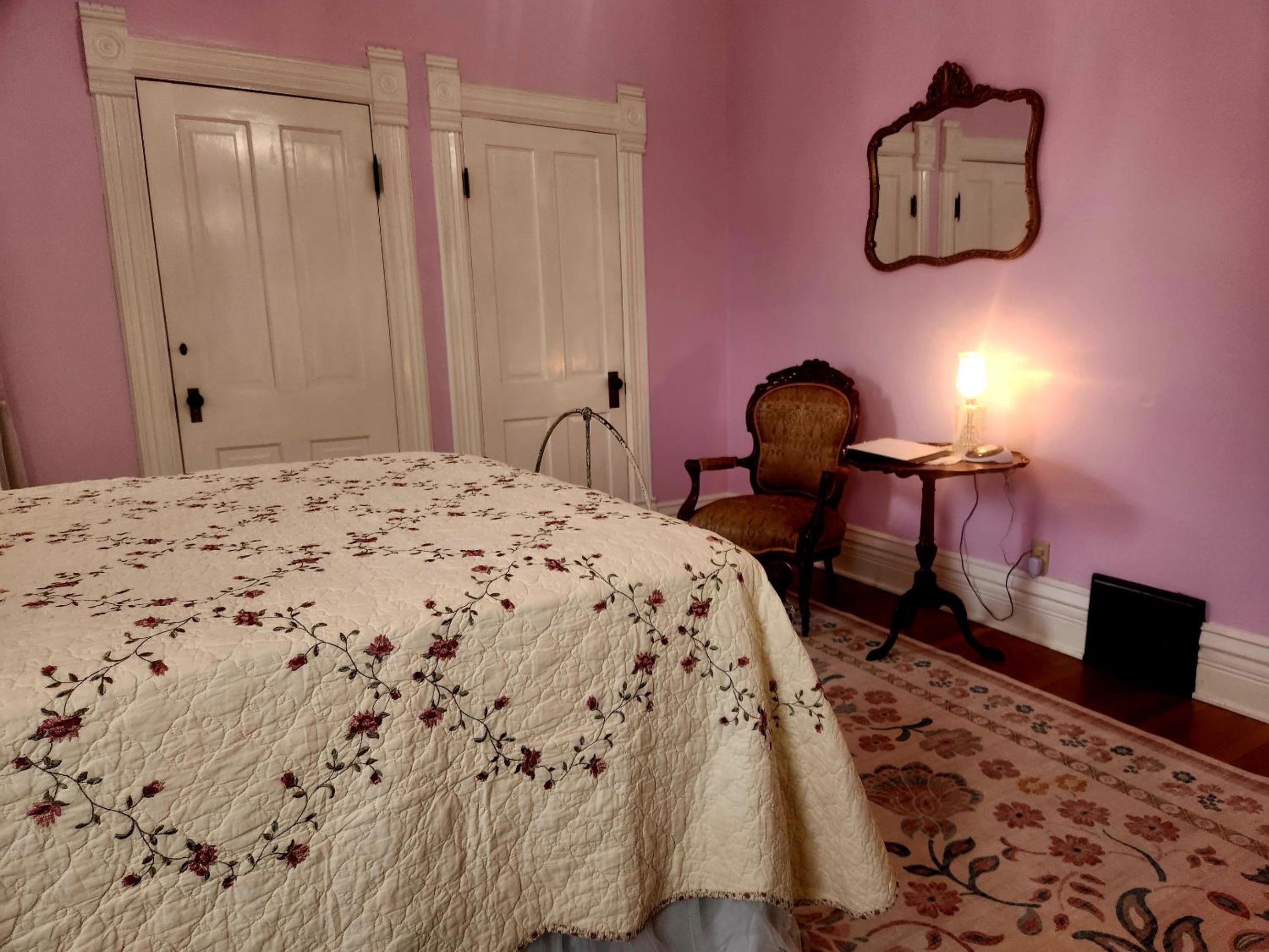 Deluxe Double Room photo 2