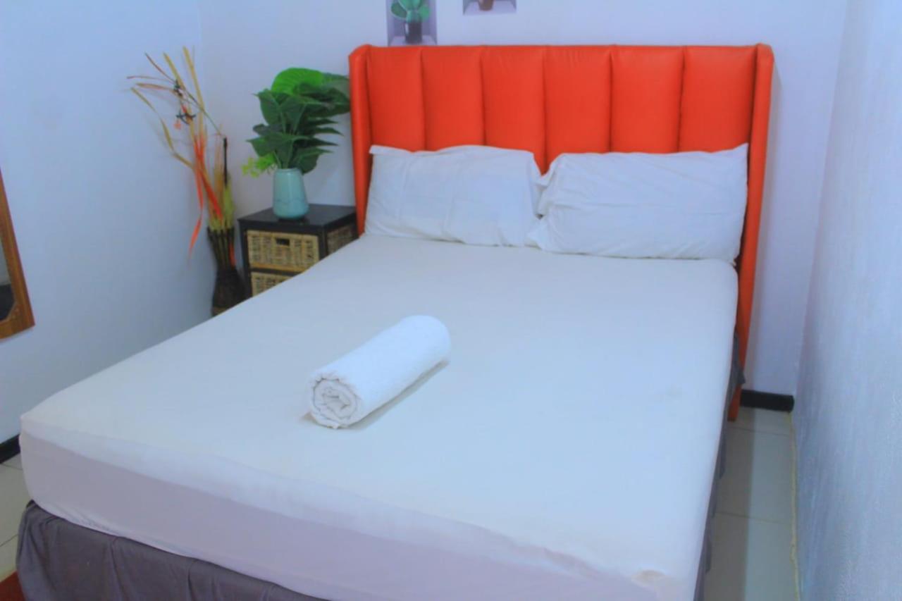 Budget Double Room photo 2
