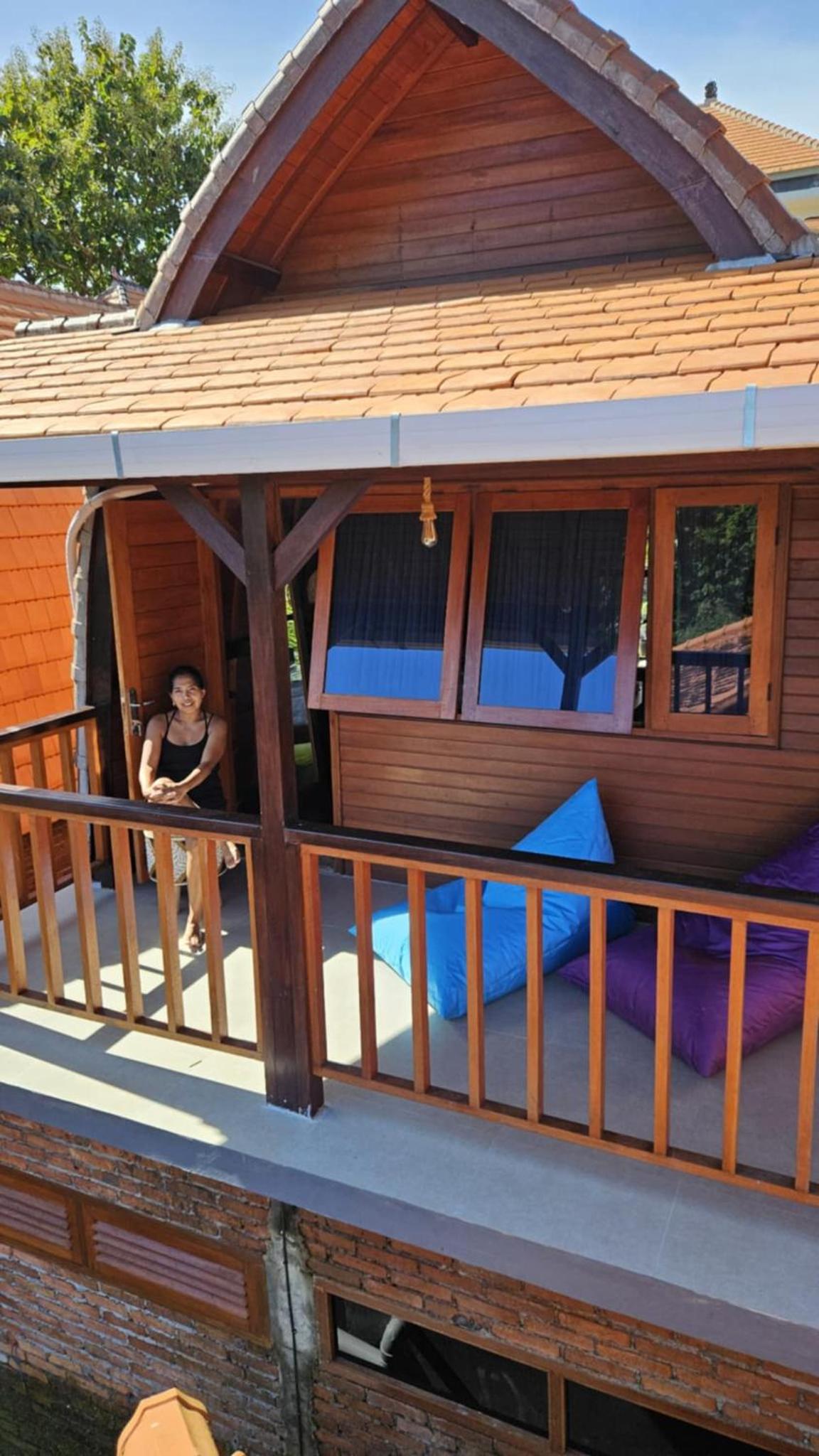 Bungalow with Garden View photo 2