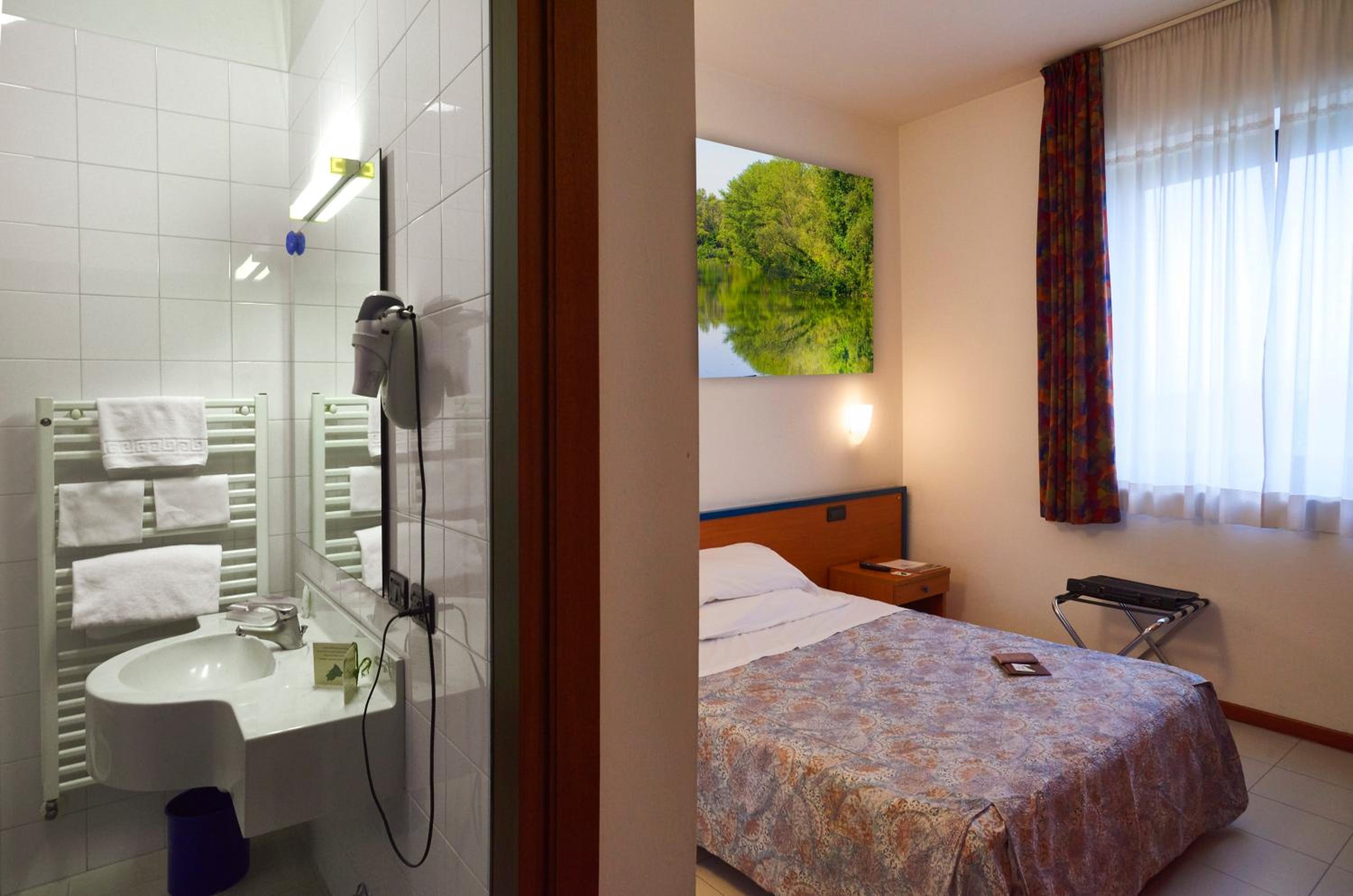 Standard Single Room photo 1