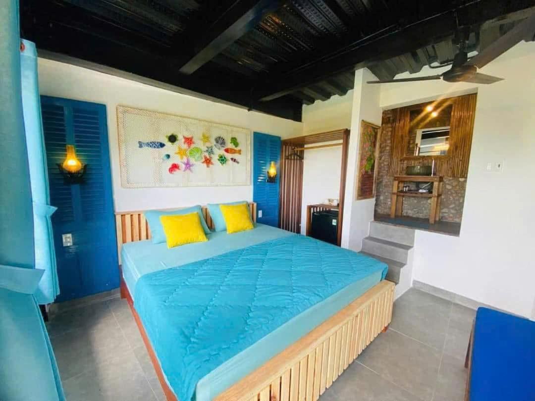 Double Room with Balcony and Sea View photo 2