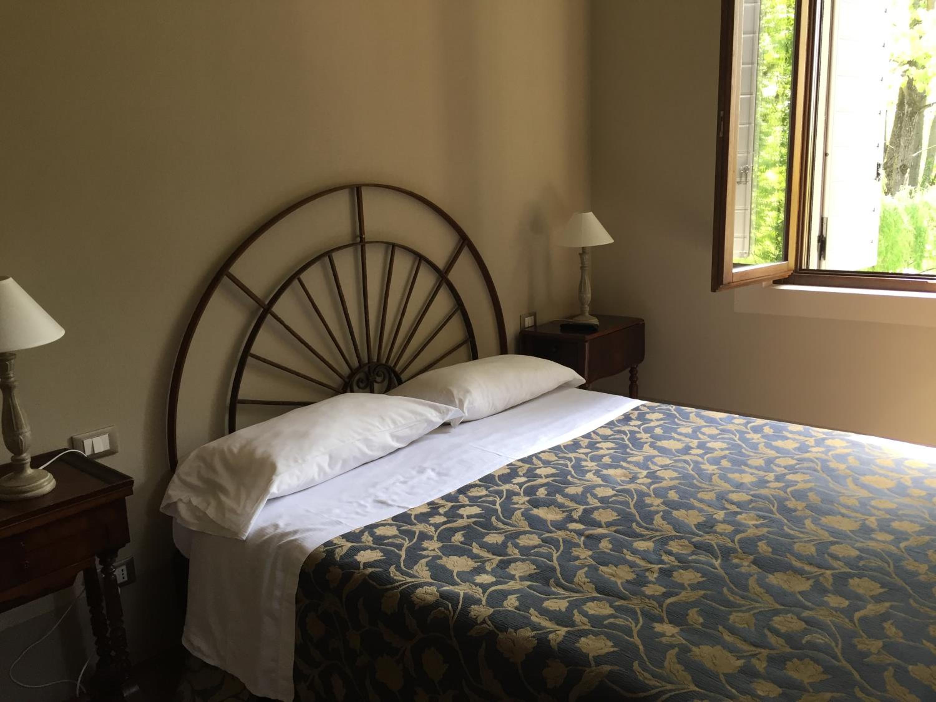 Deluxe Double or Twin Room with Garden View photo 2