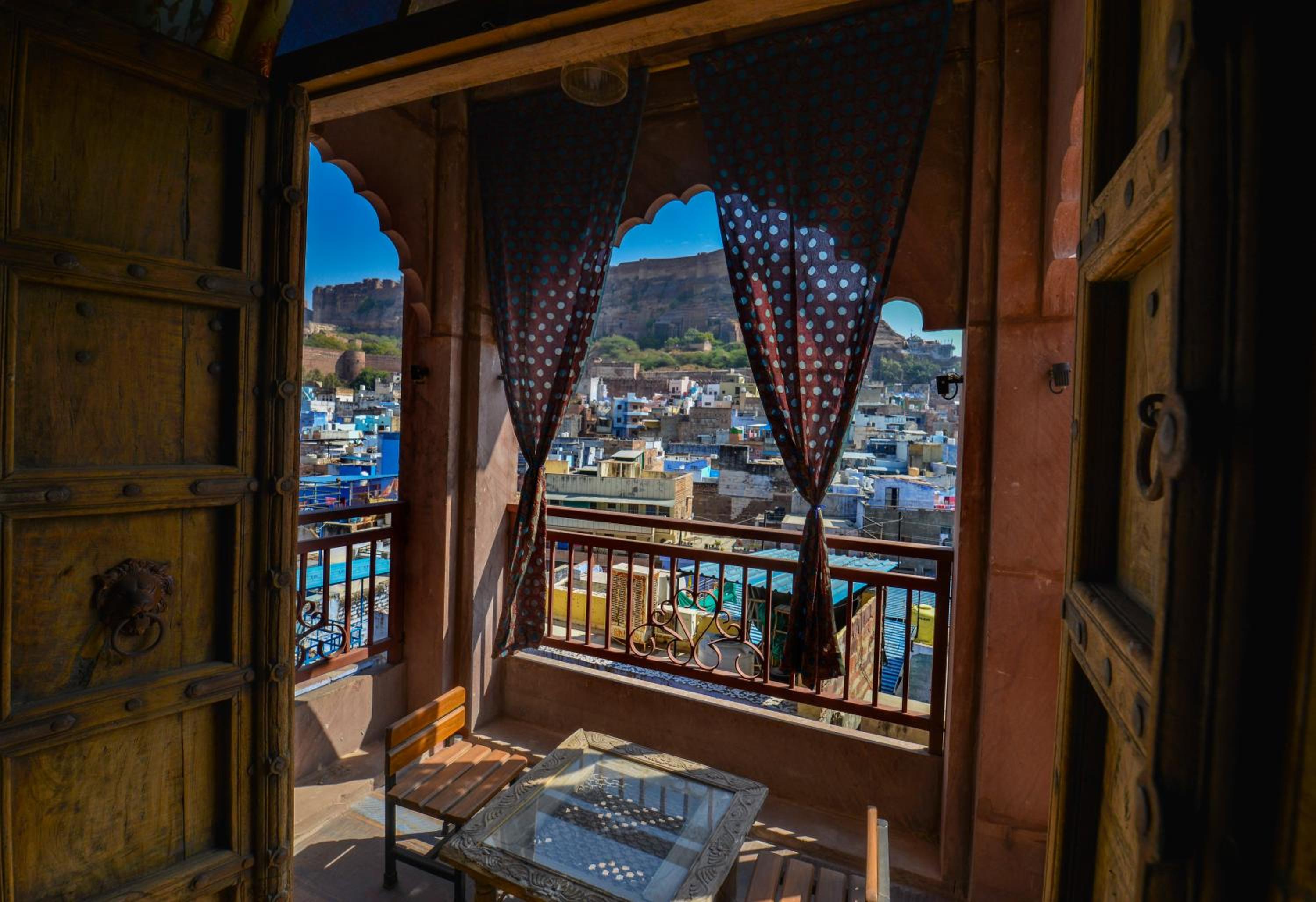 King Room with Mountain View photo 2
