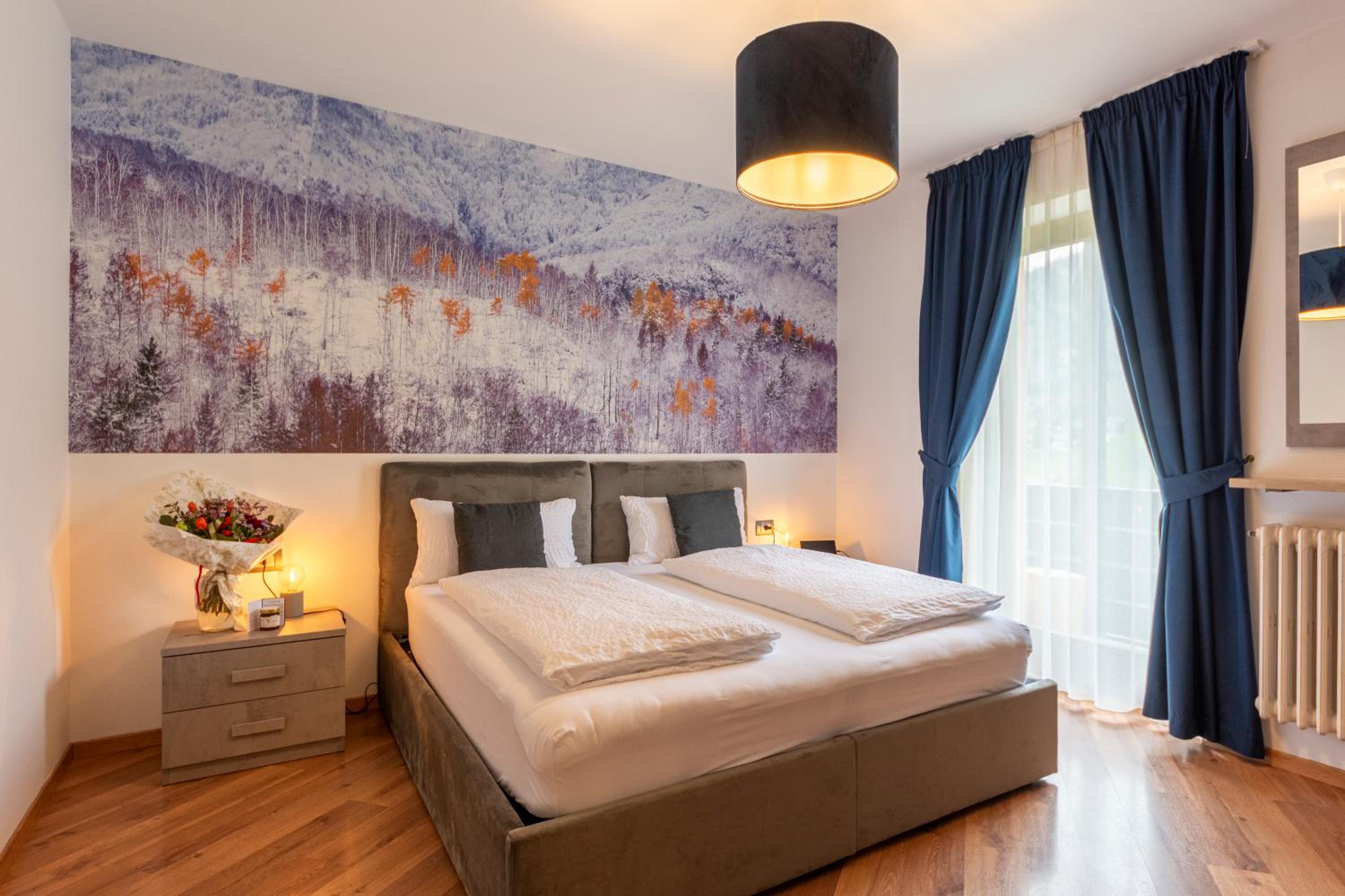 Superior Double or Twin Room with Mountain View