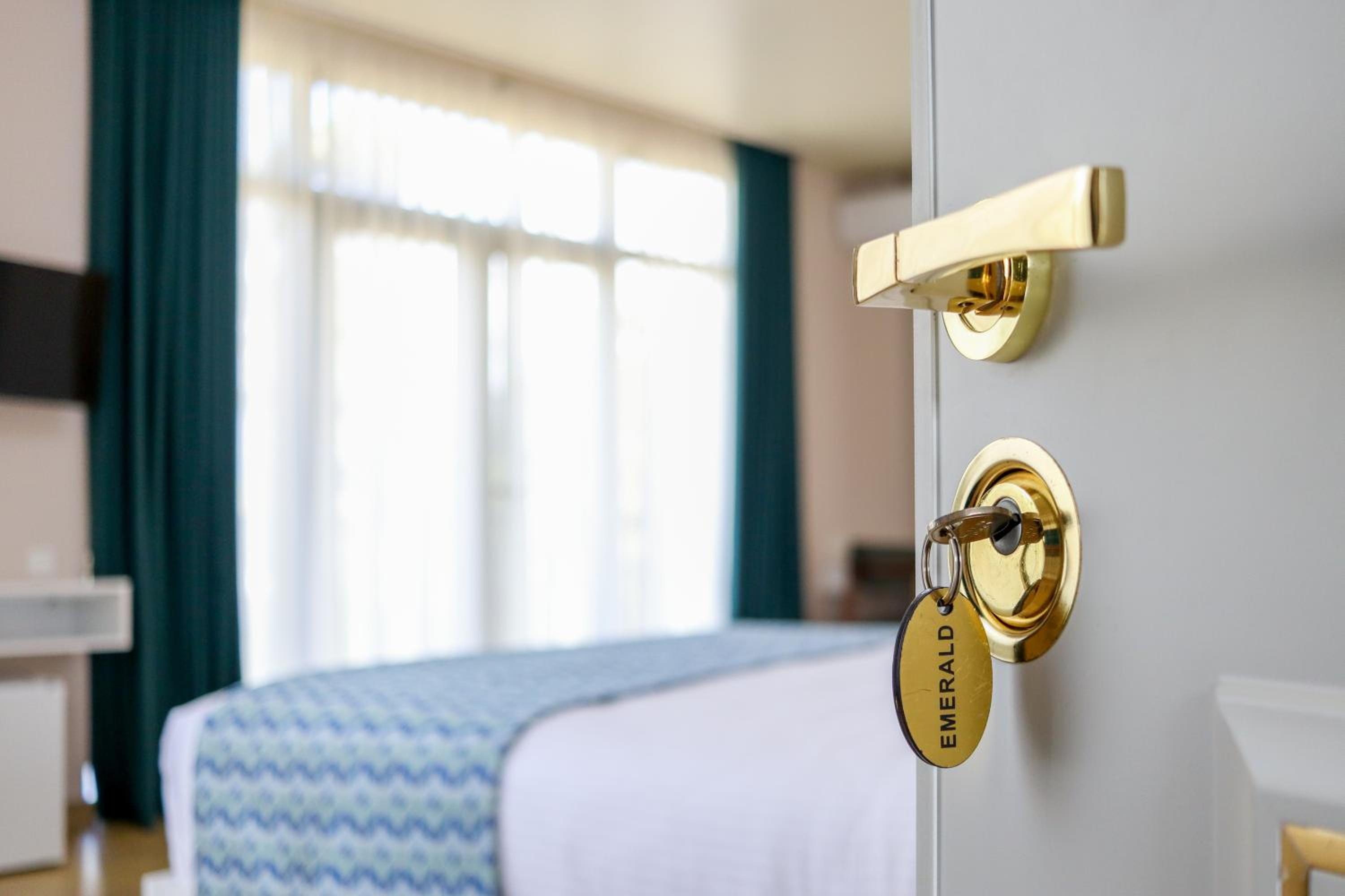 Deluxe Double or Twin Room with Balcony
