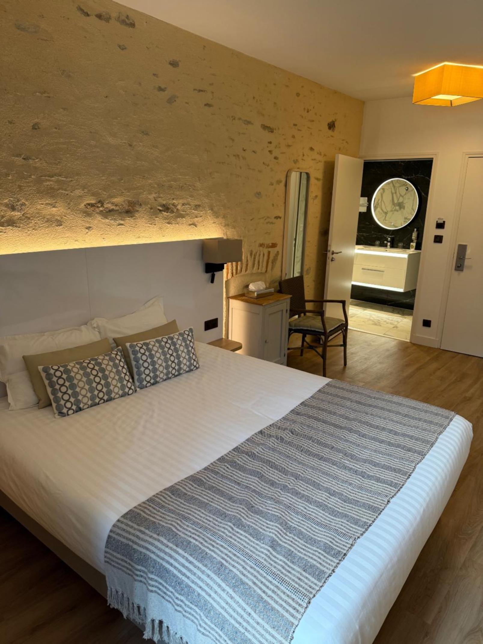 Superior Double Room photo 3