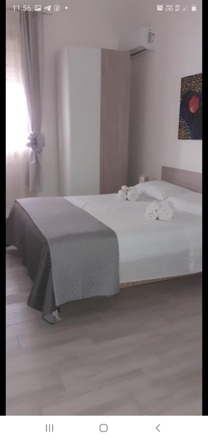 Large Double or Twin Room