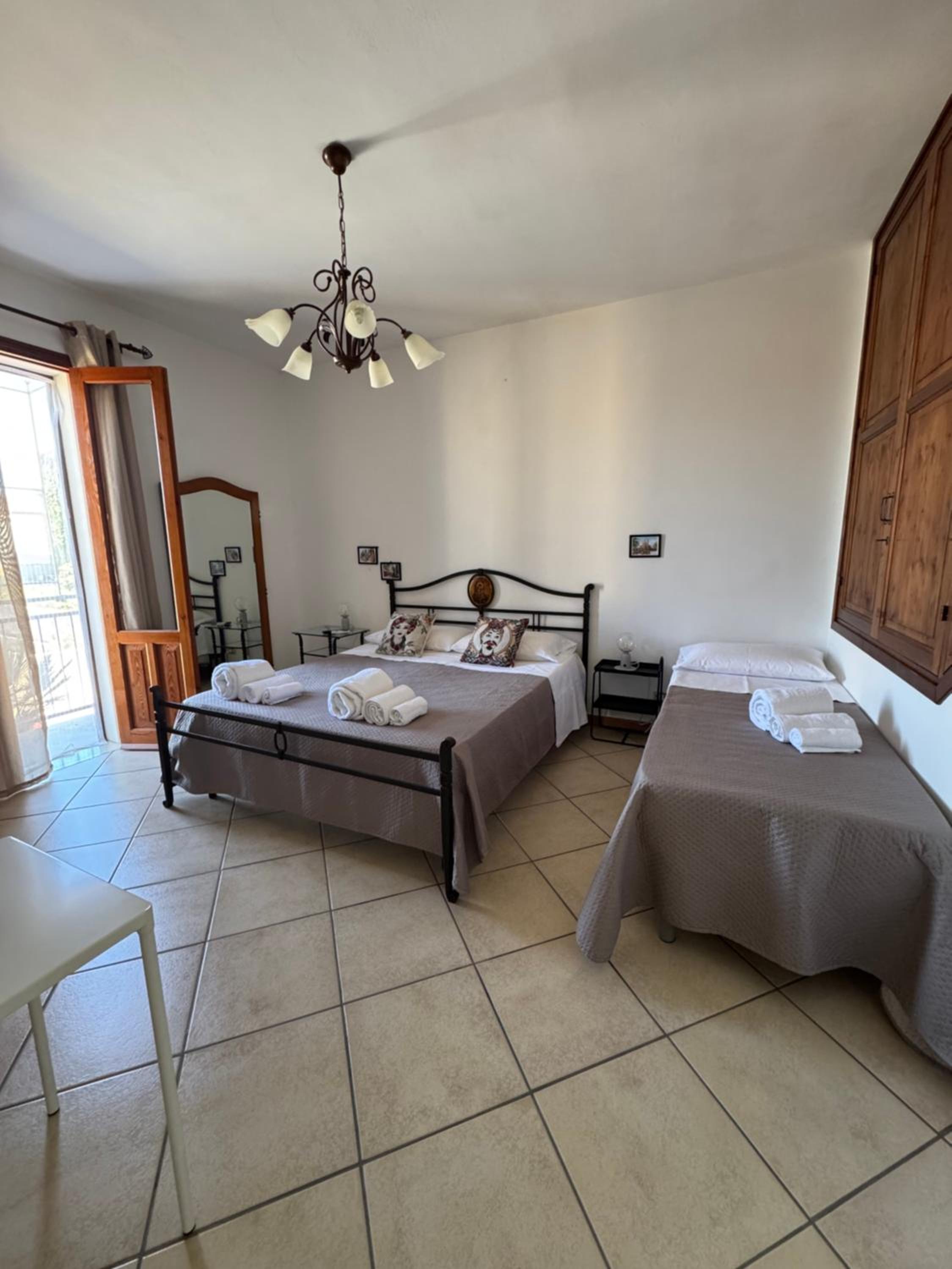 Comfort Triple Room