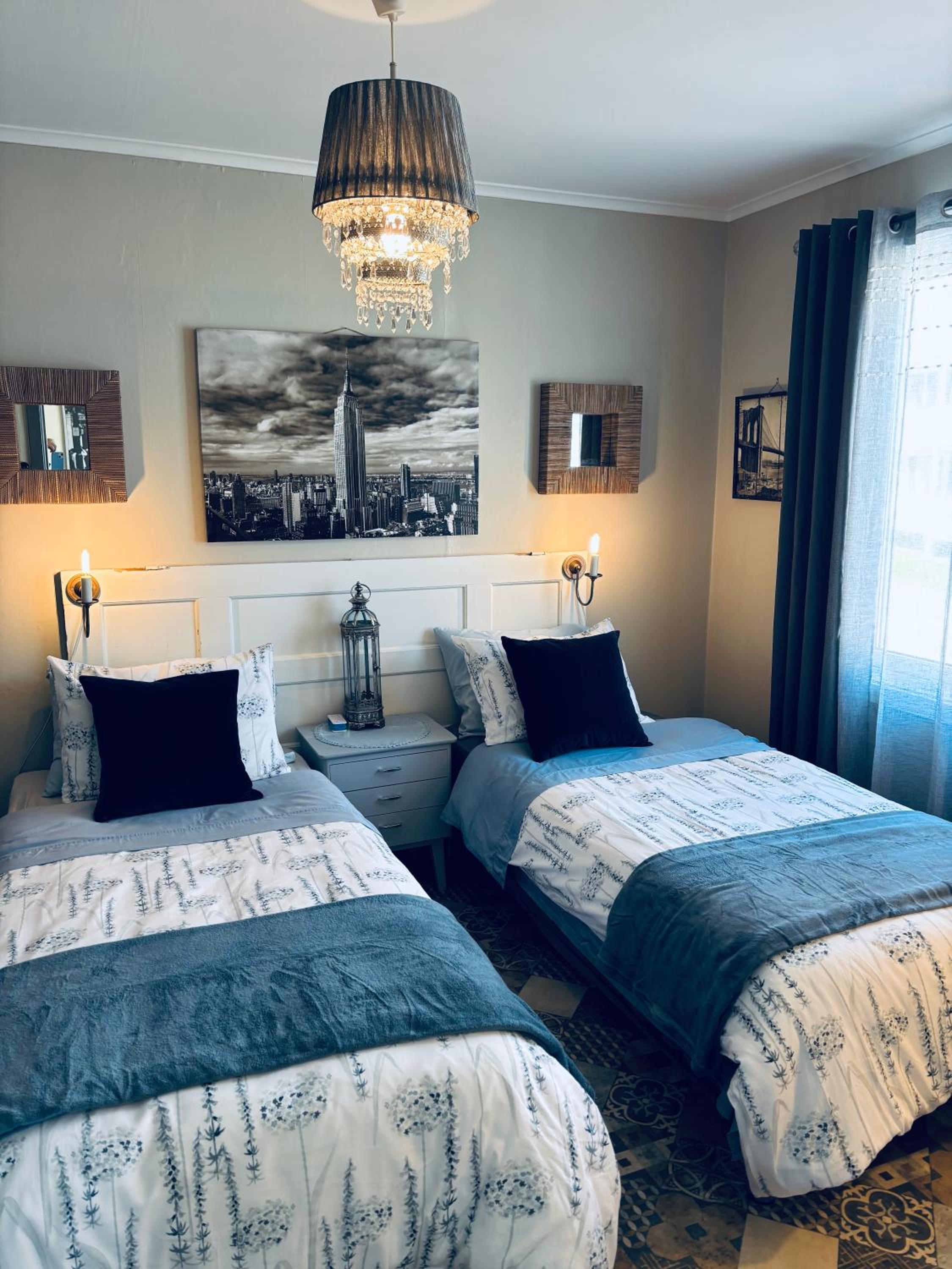 Deluxe Two-Bedroom Apartment with Garden View photo 1