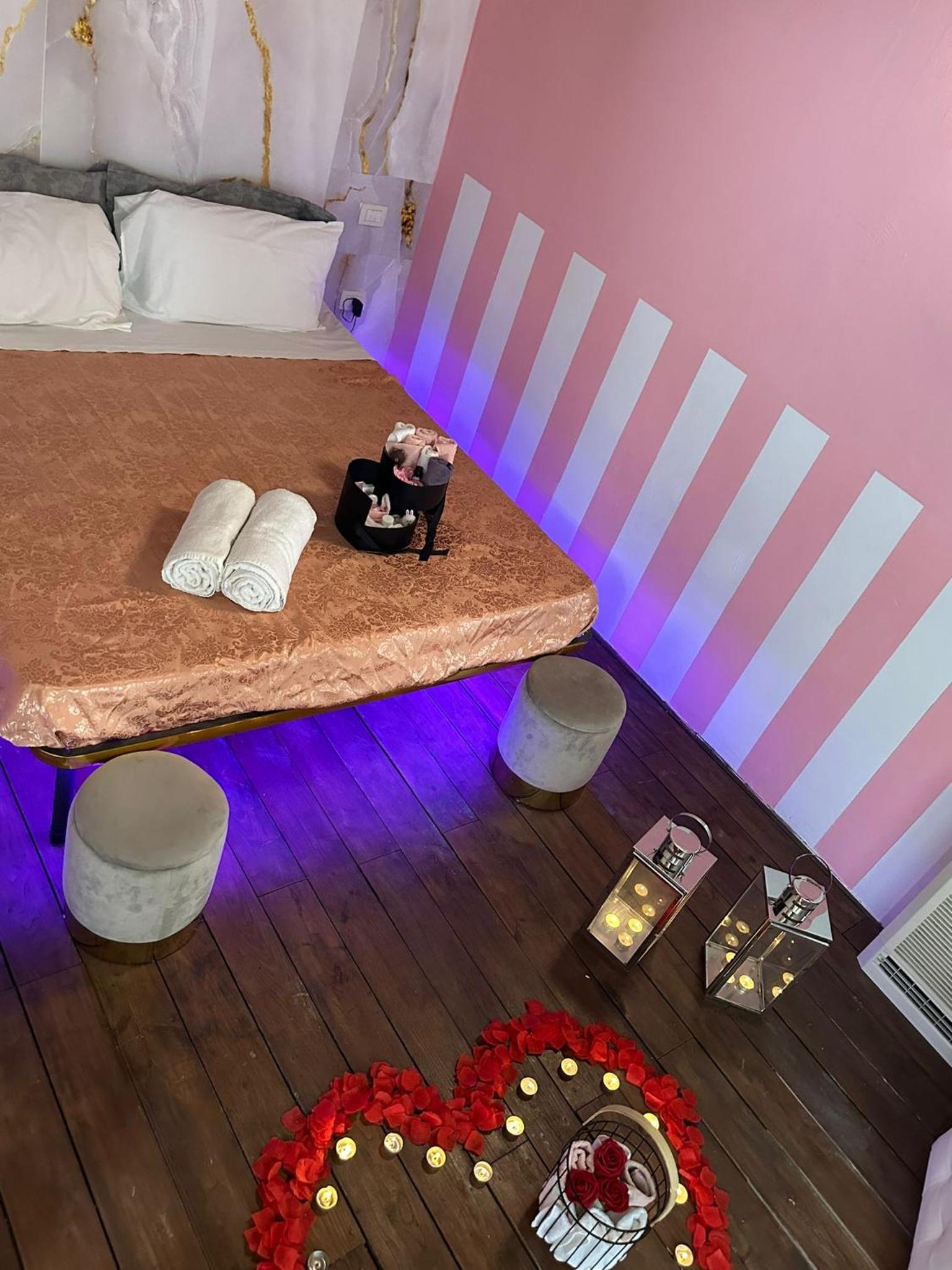 Double Room with Private Bathroom photo 3