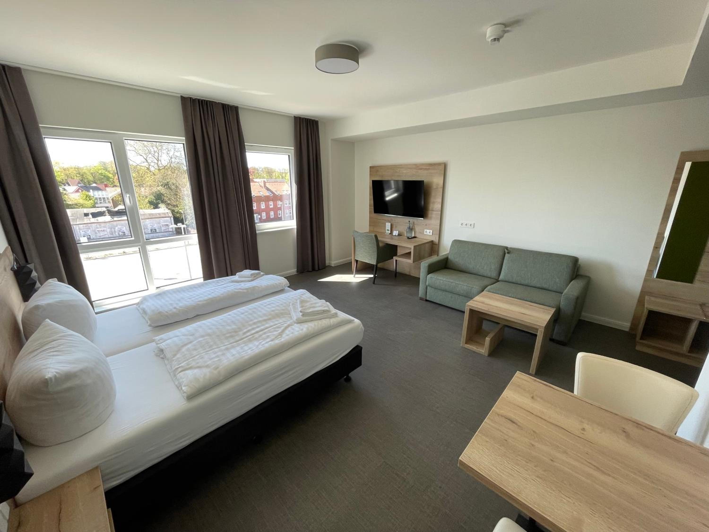 Standard Triple Room photo 2