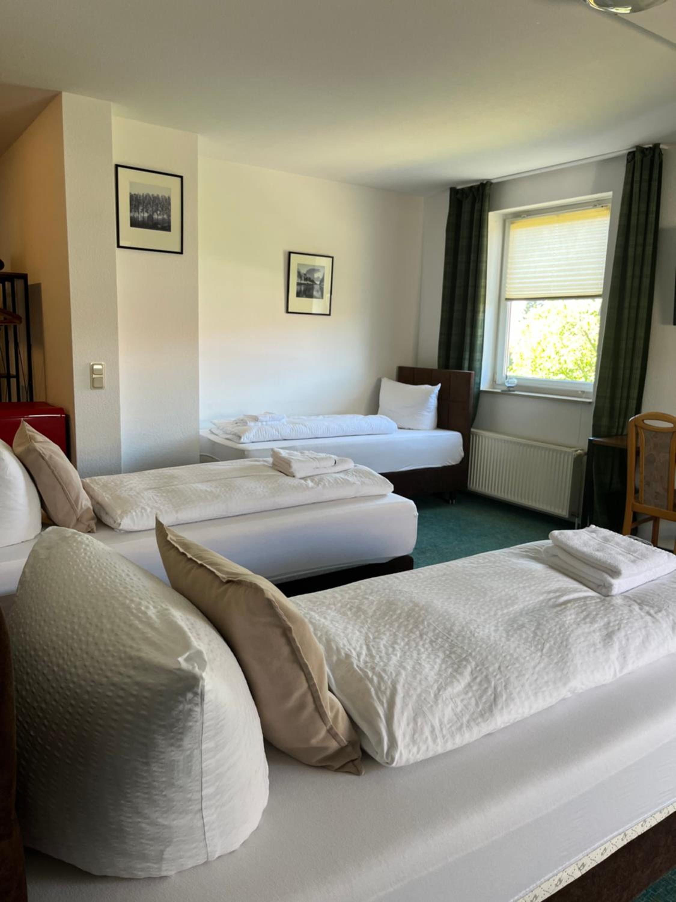 Quadruple Room - Photo 2