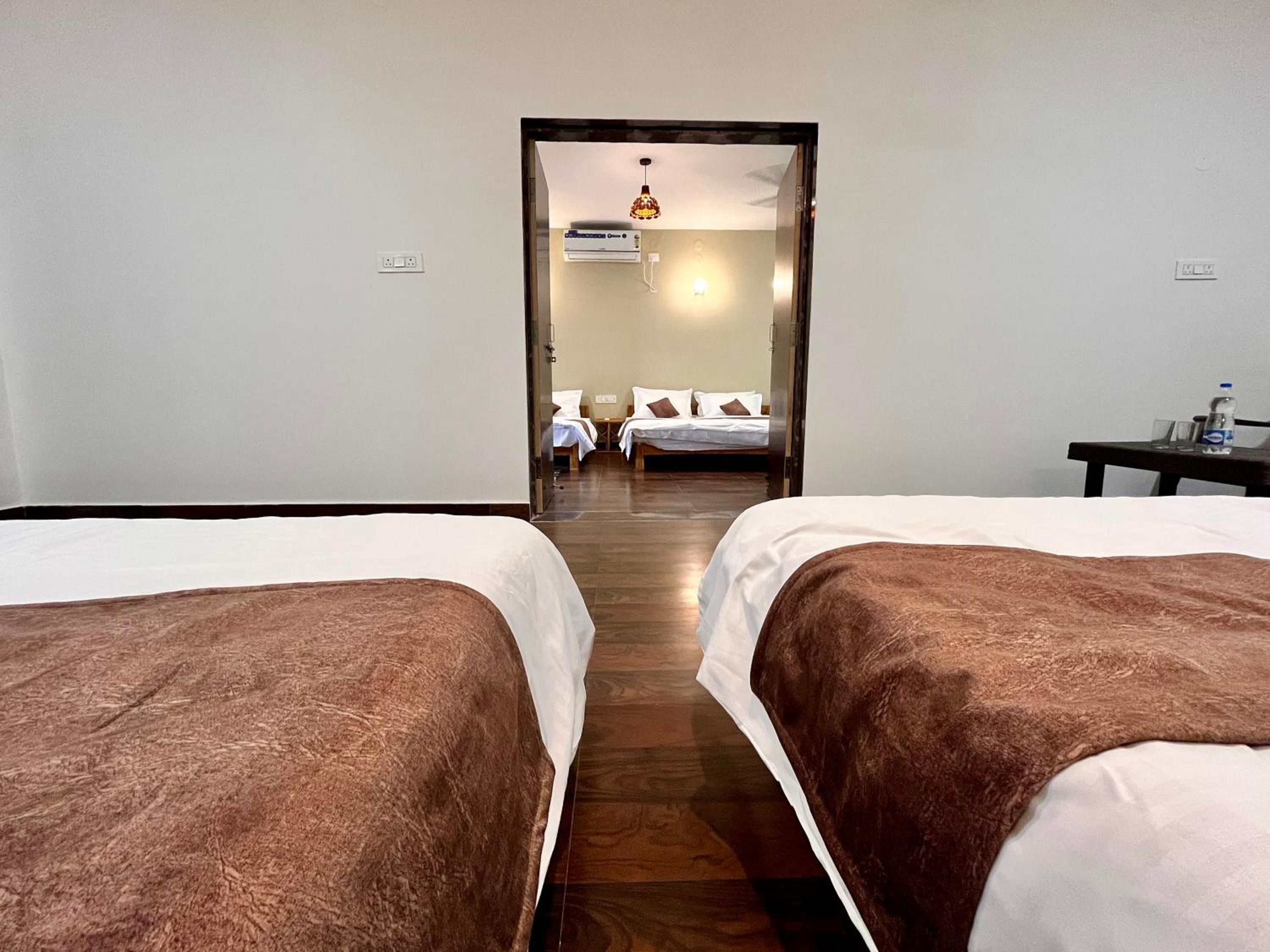Family Suite with Balcony photo 3