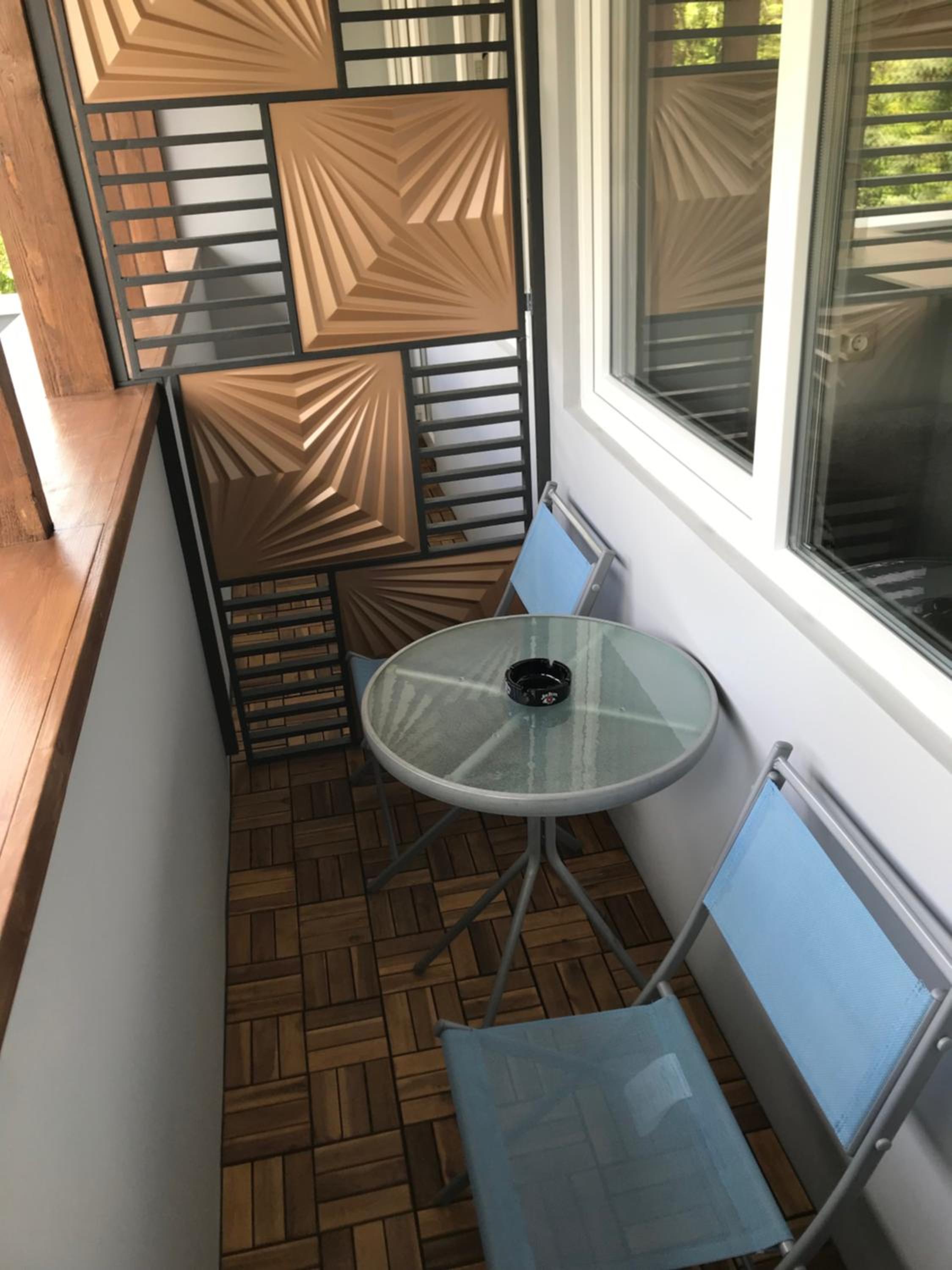 Studio Apartment with Balcony photo 2