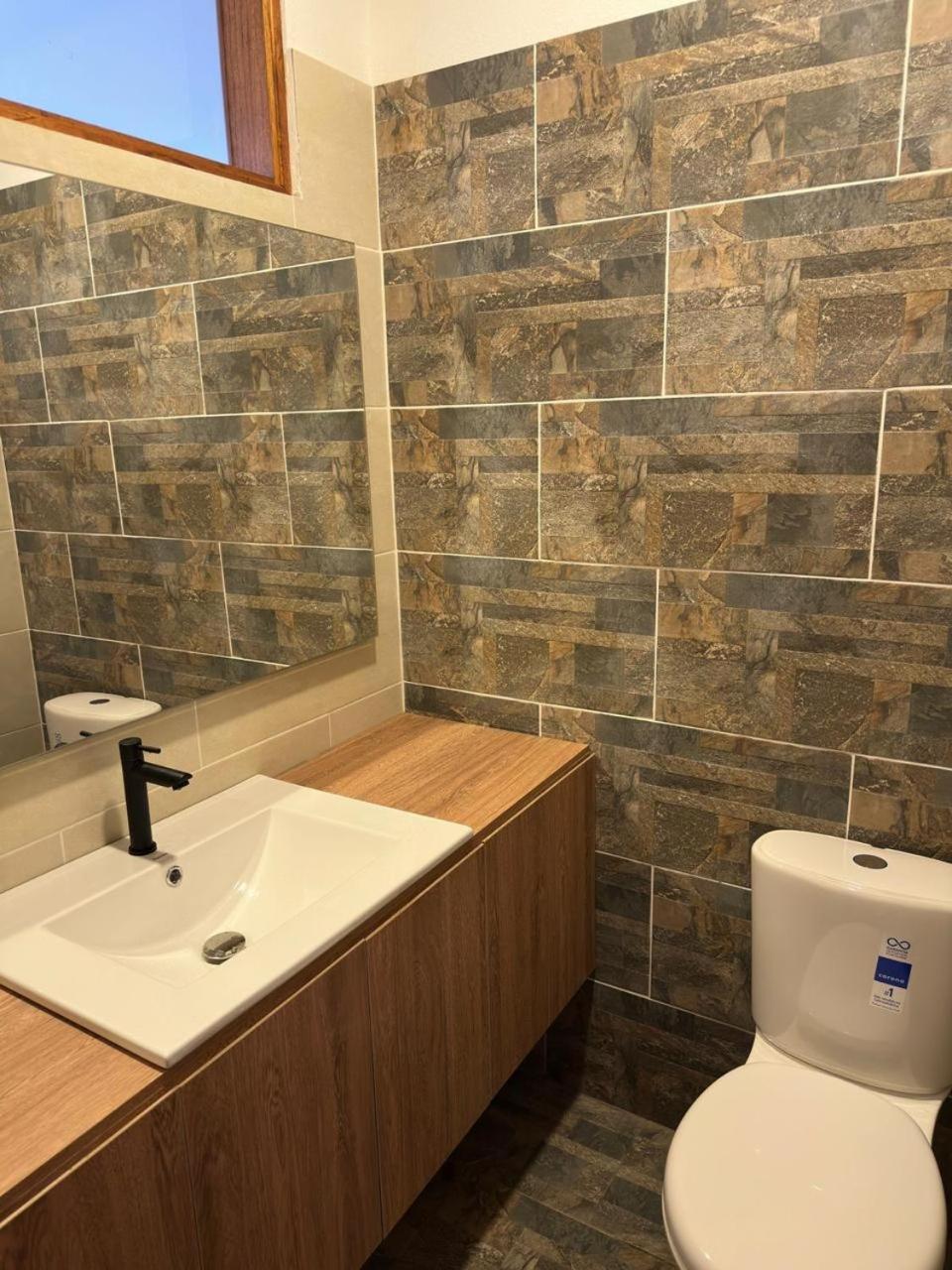 Queen Suite photo 3