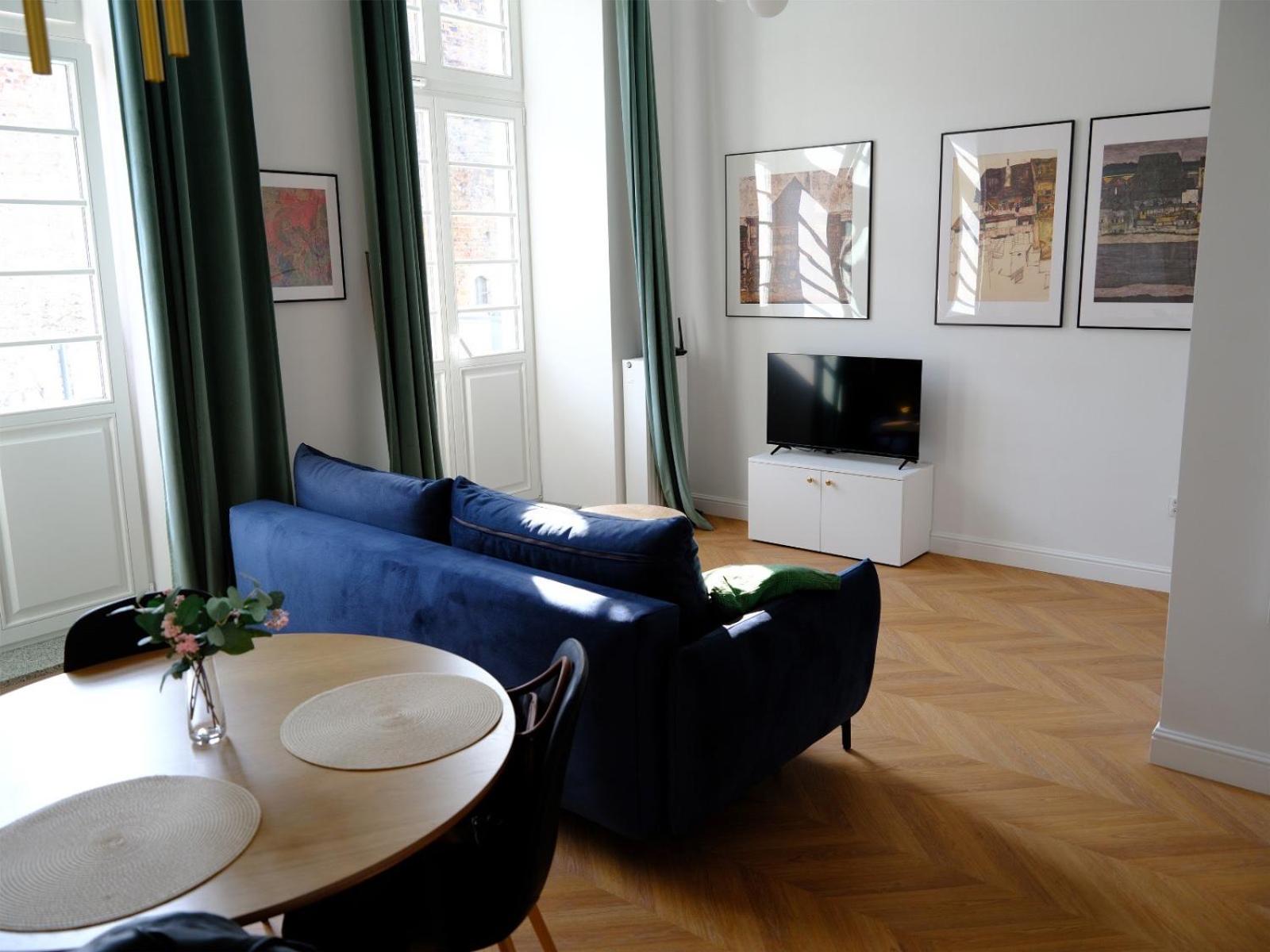 Economy Apartment with Courtyard View – pl. Jana Pawła II