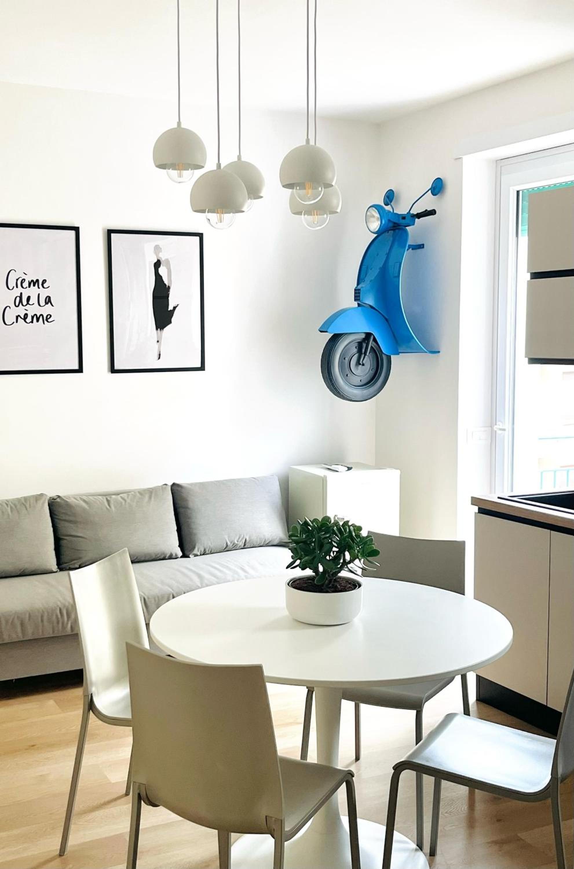 Two-Bedroom Deluxe Apartment with Balcony