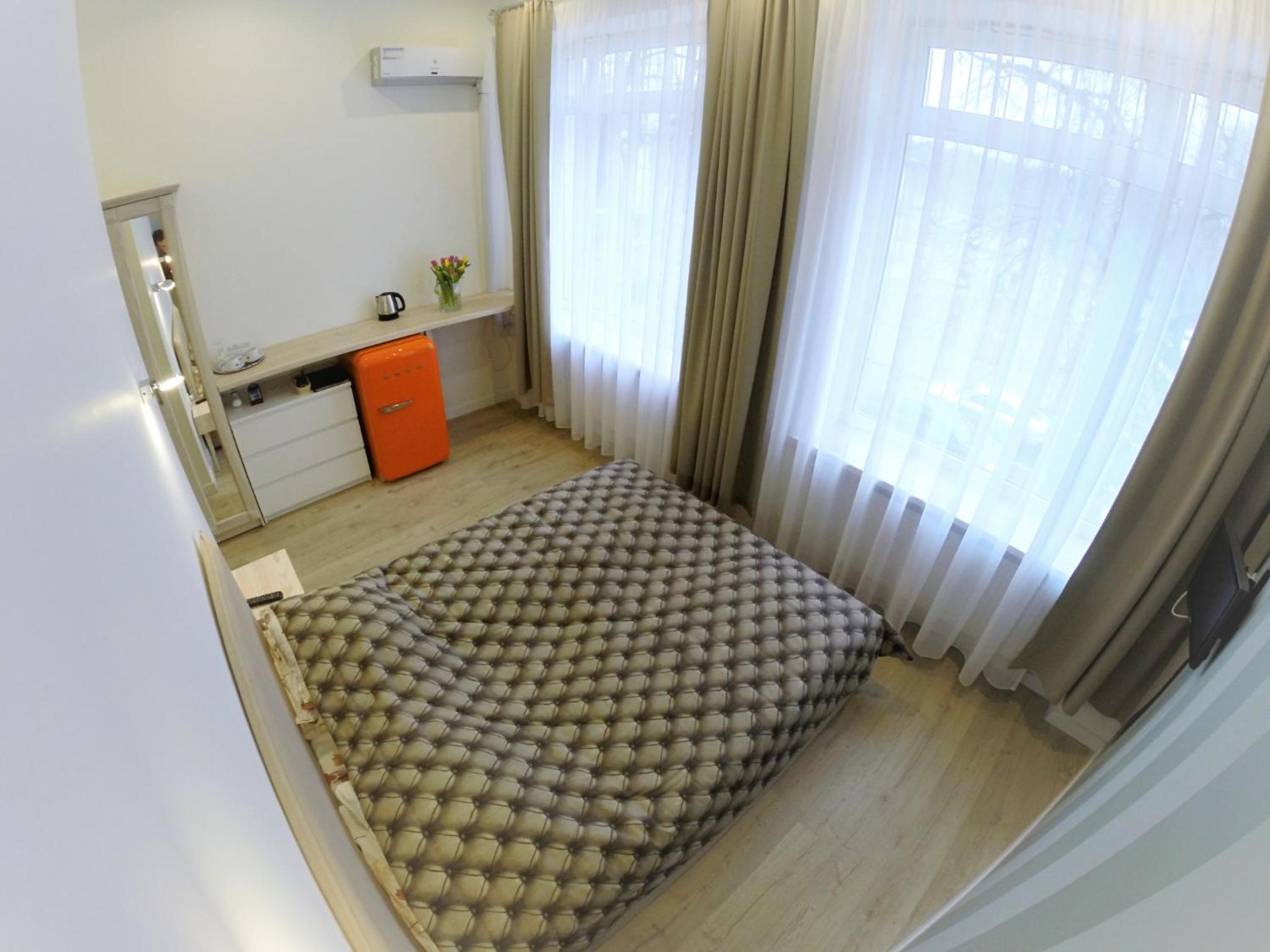 Double Room - Photo 11