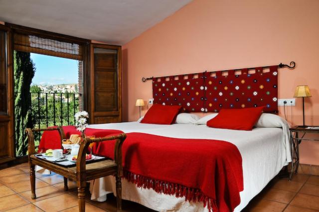 Double or Twin Room photo 3