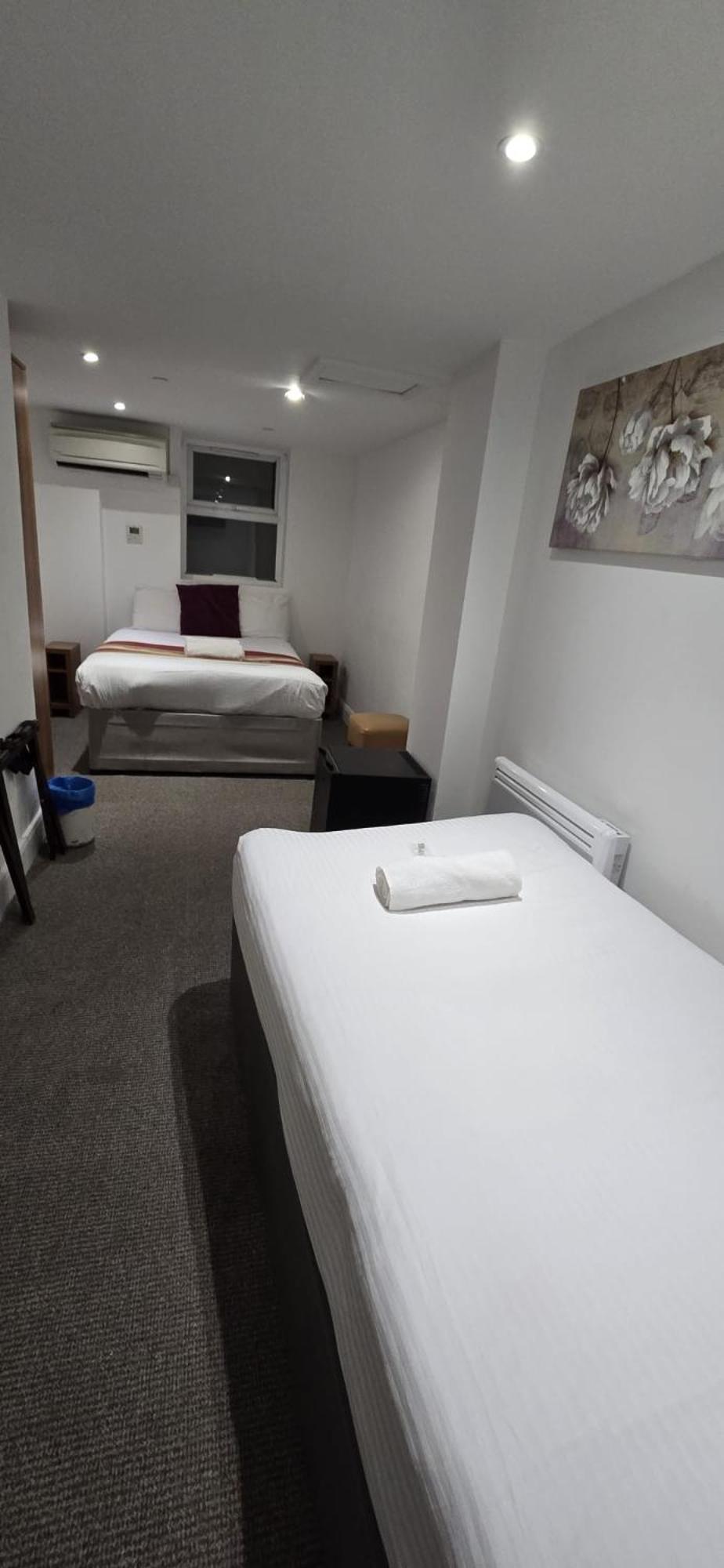 Standard Triple Room photo 2