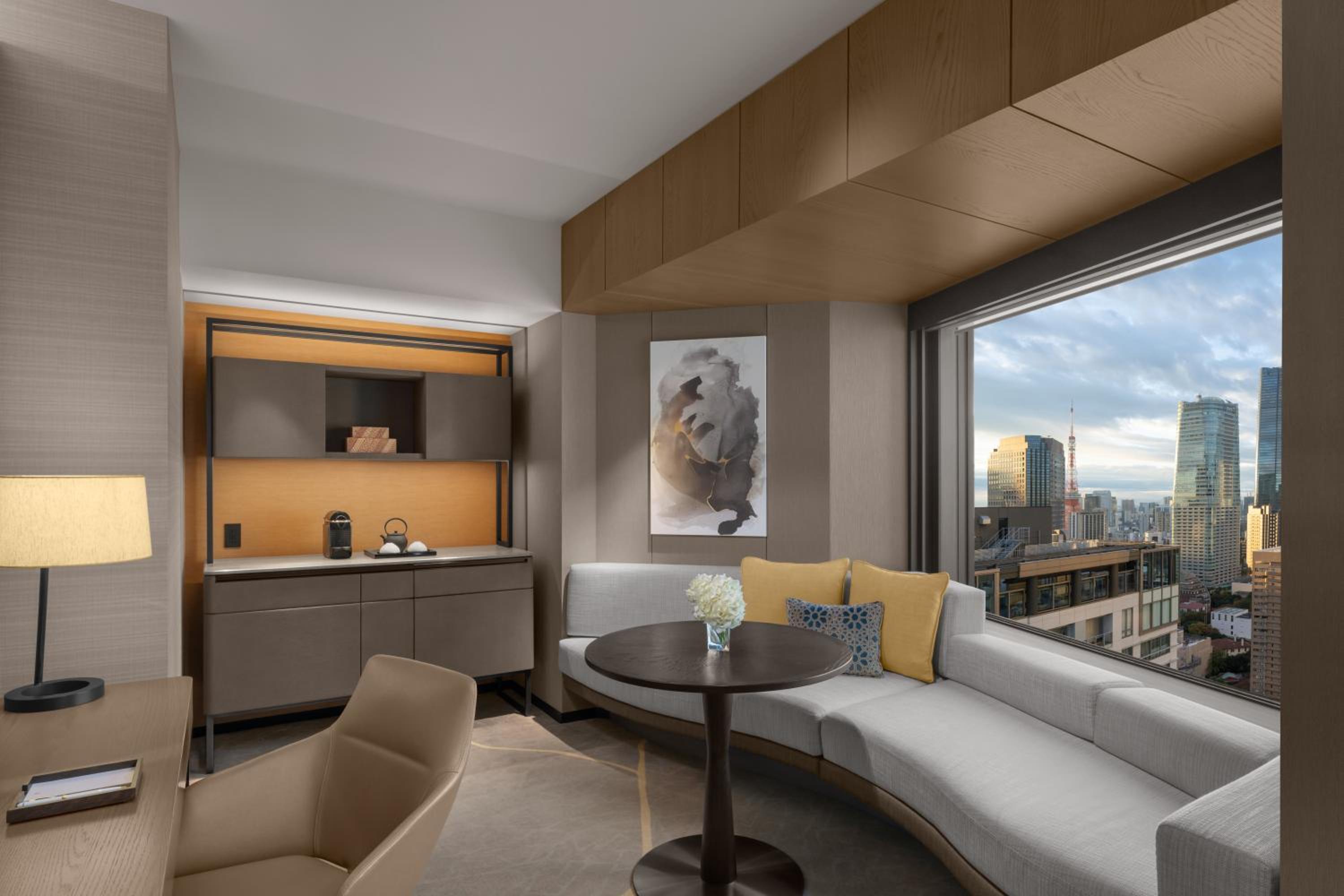 Tsuki Suite - Club Lounge Access thumbnail 5
