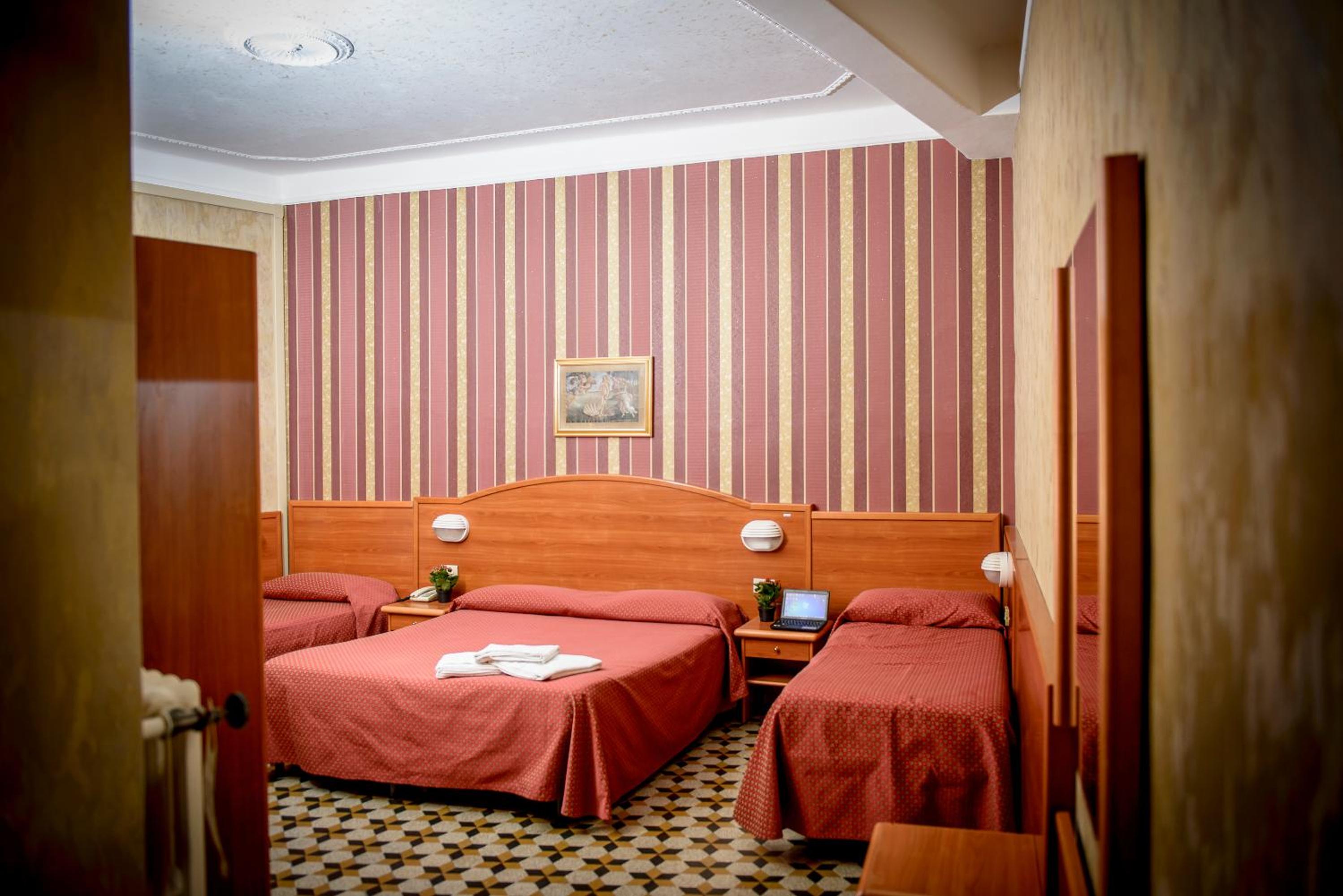 Quadruple Room photo 3