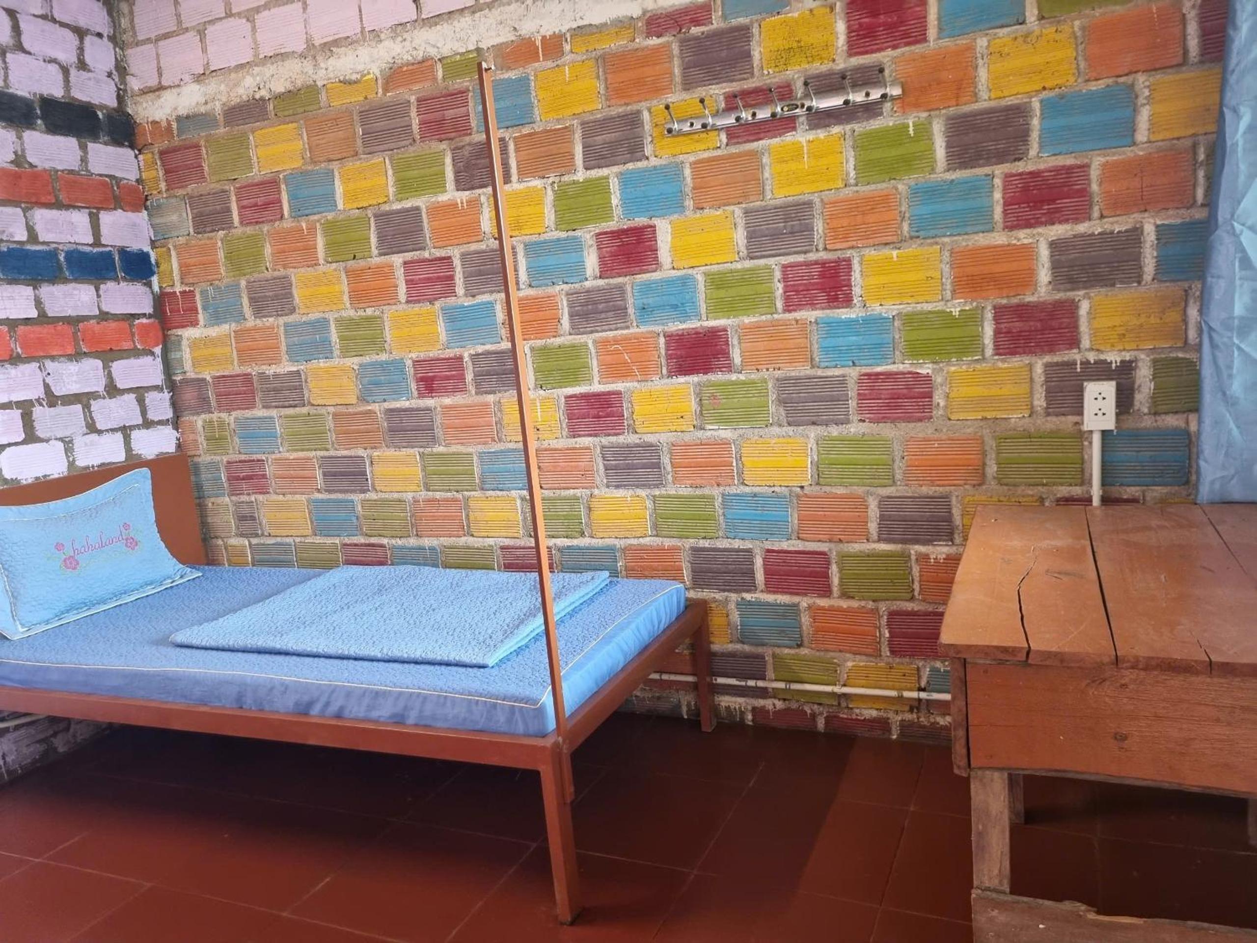 Twin Room with Shared Bathroom