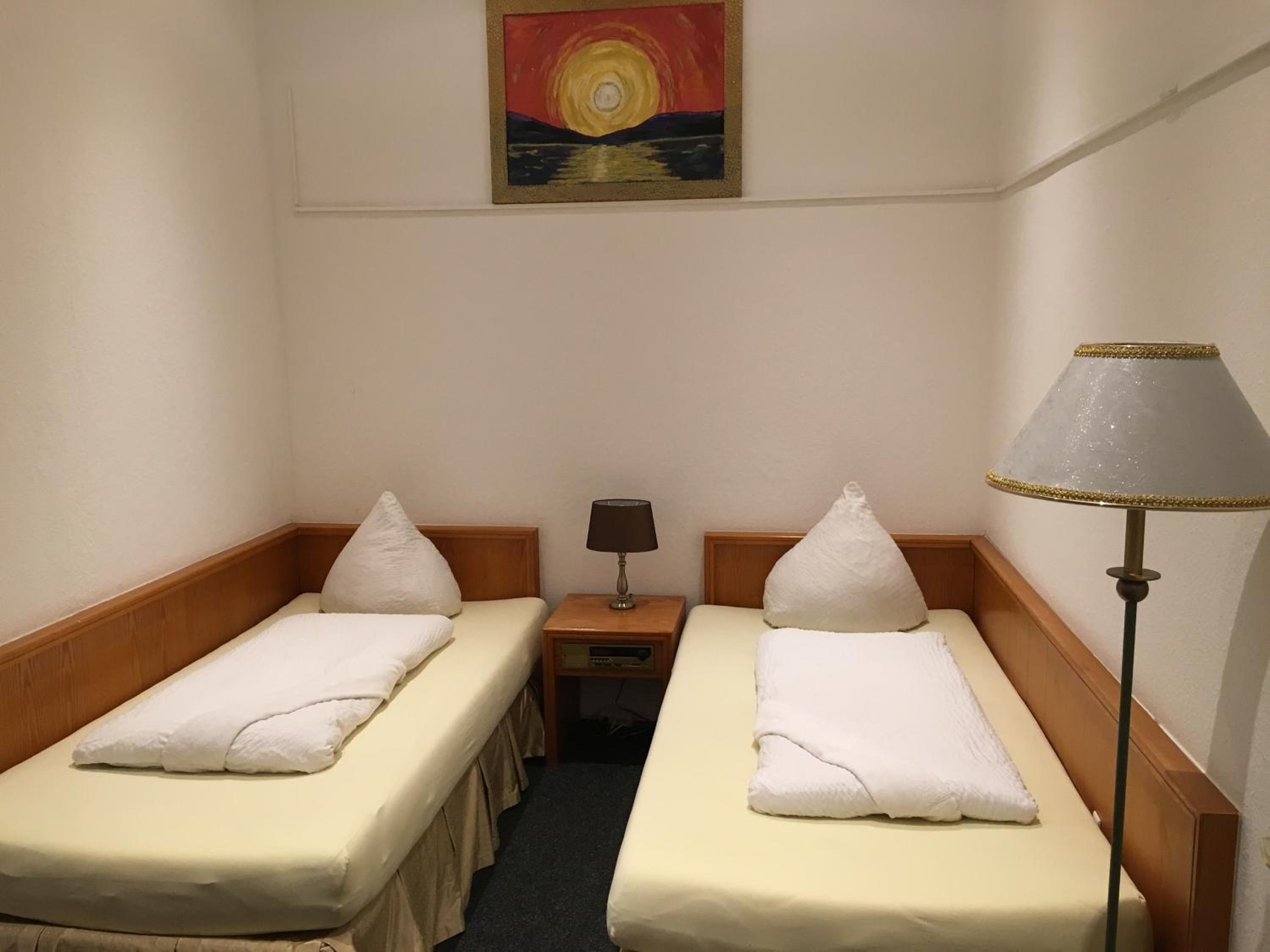 Triple Room with Private Bathroom photo 1