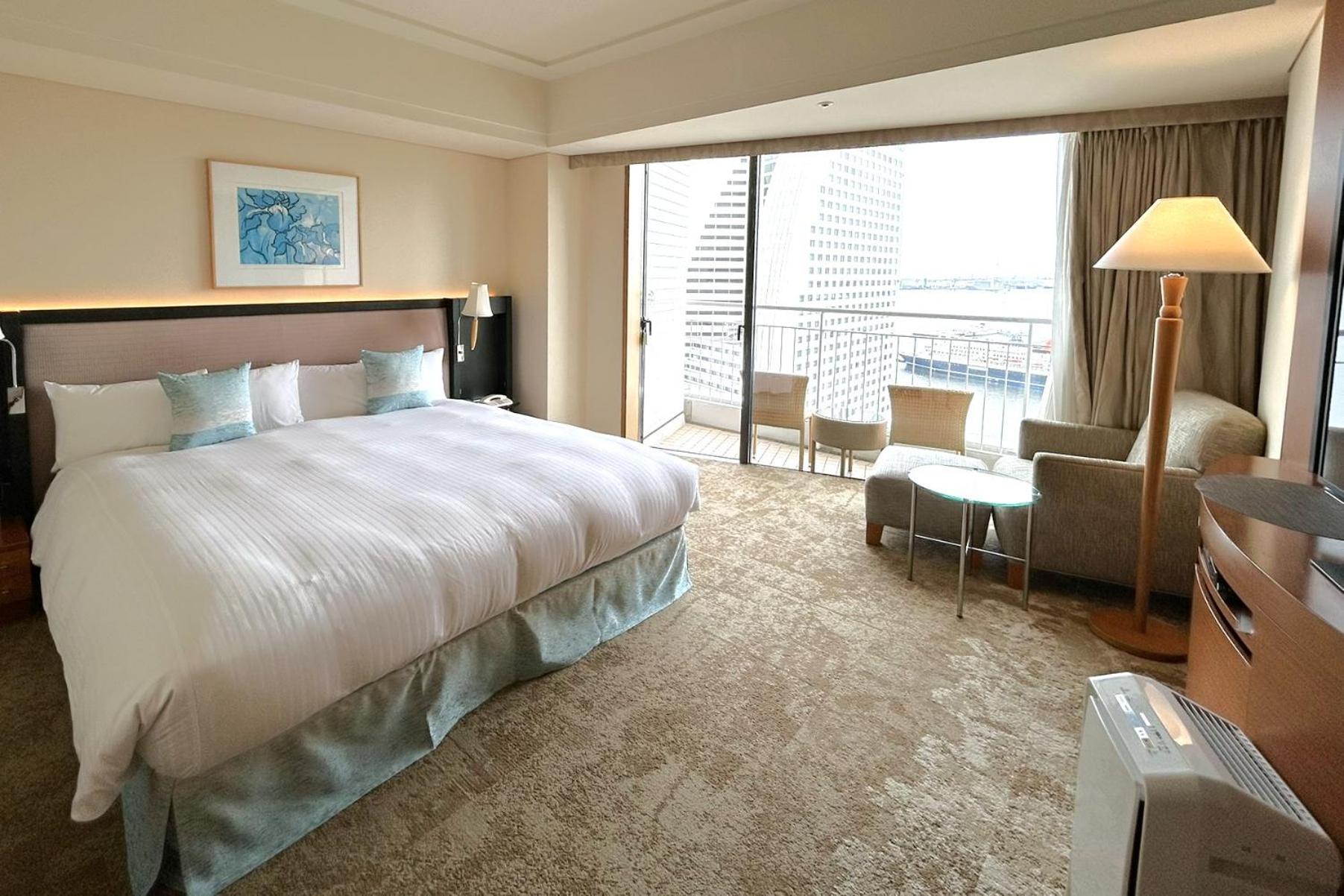 Yokohama Floor King with Bay View - Non-Smoking - Photo 4