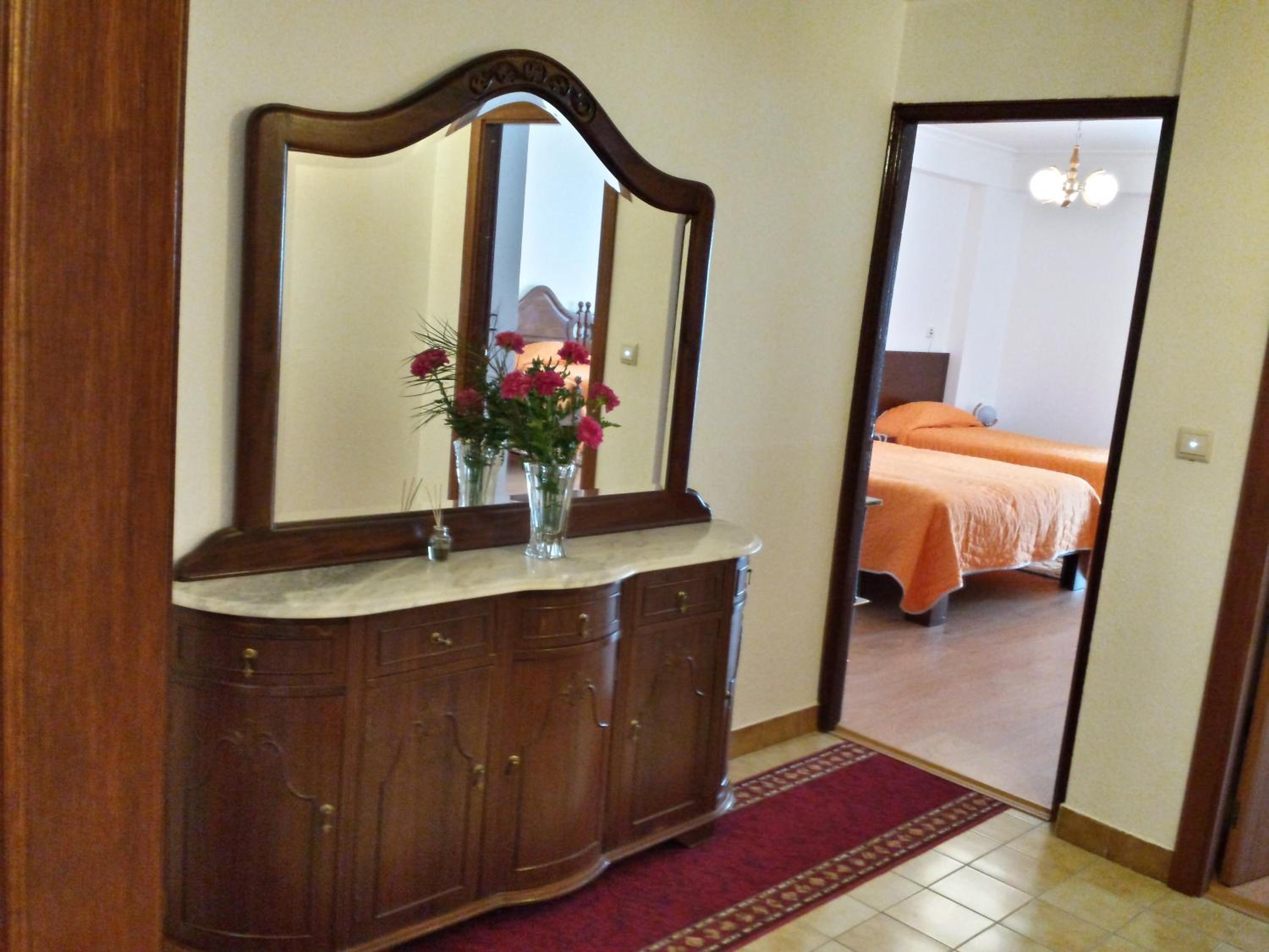 Triple Room - Photo 11