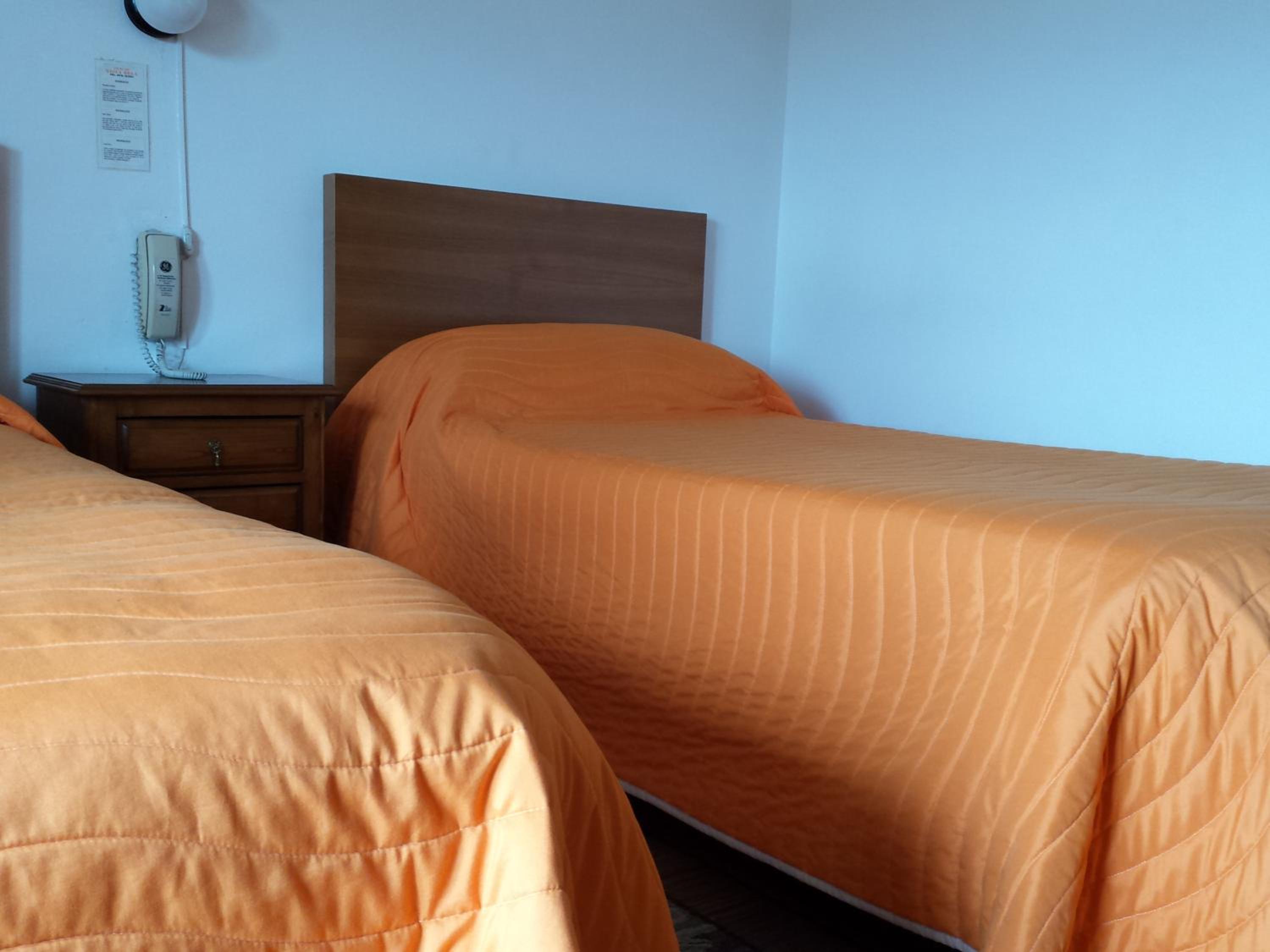 Triple Room with Lake View - Photo 8
