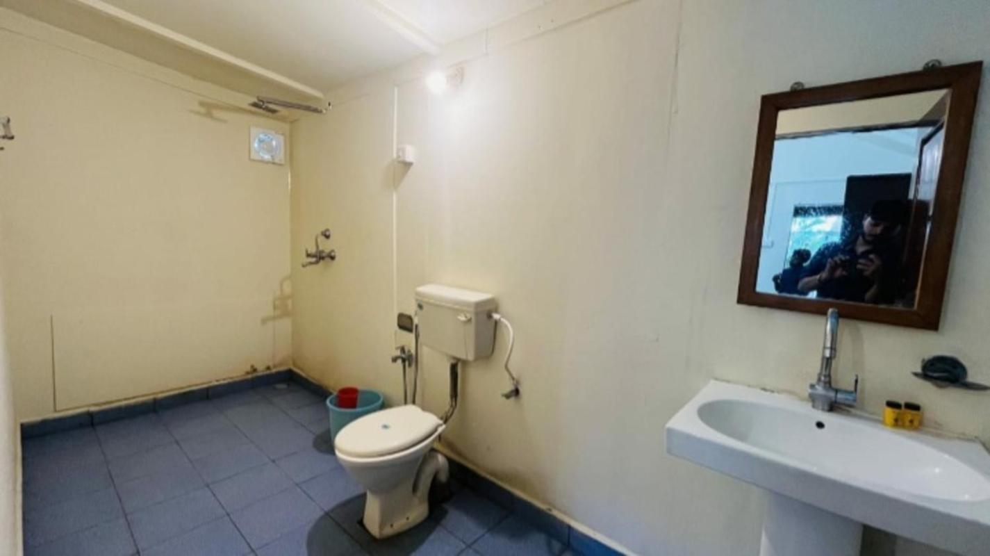 Standard Double Room with Fan photo 1